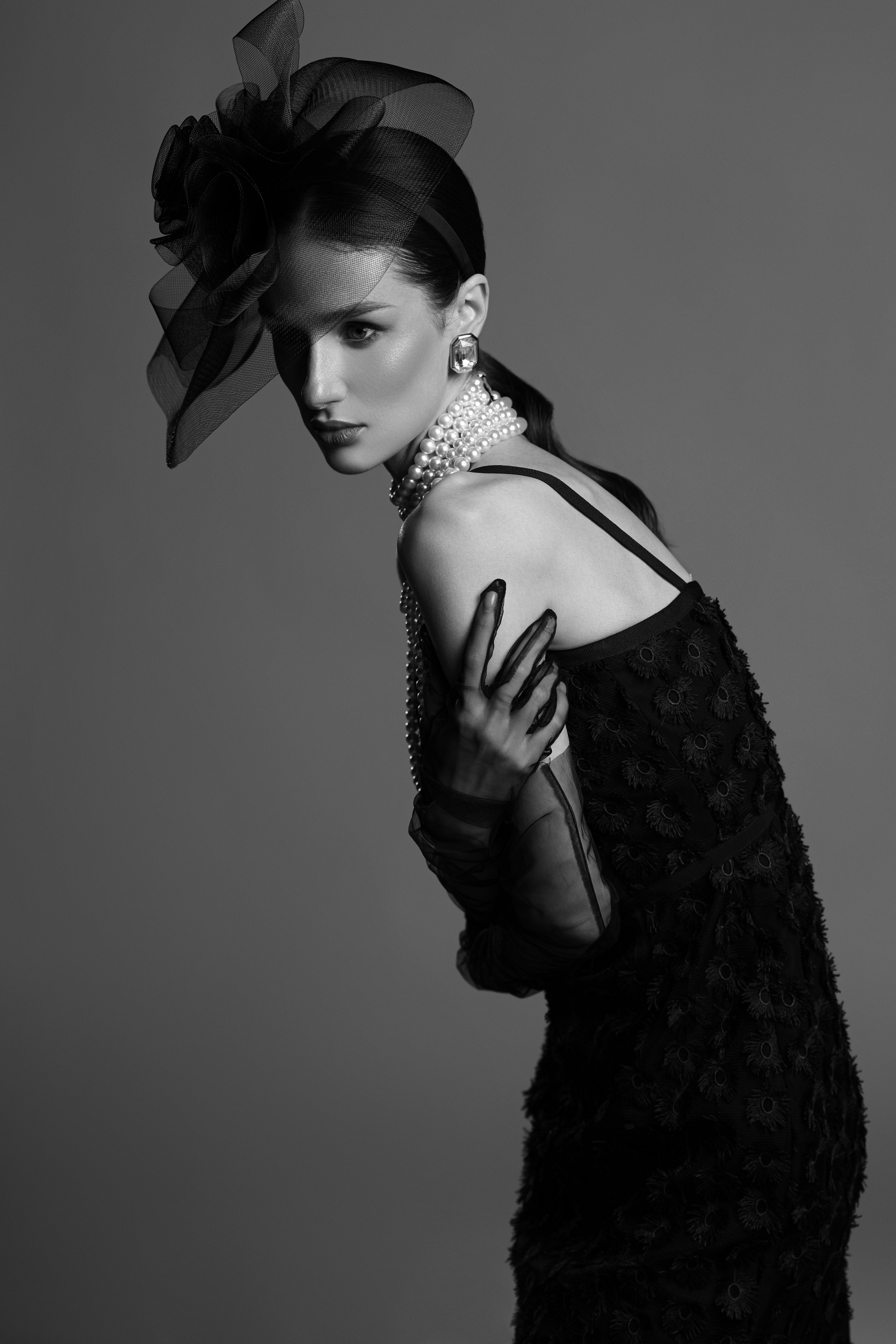 Mirela. Привет