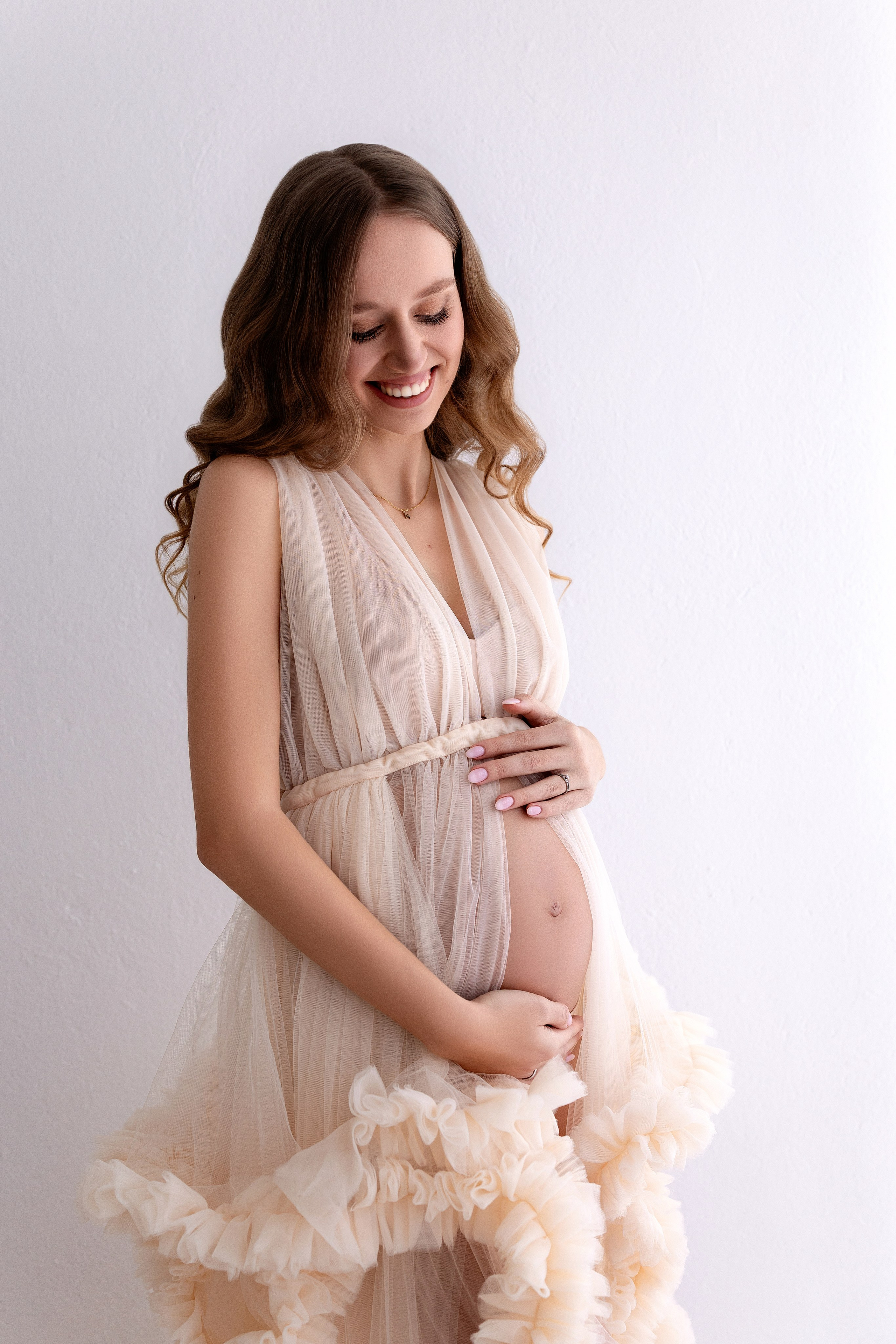 Babybauch. Neugeborene- Schwangerschaft- und Kinder Fotografin in Lehre