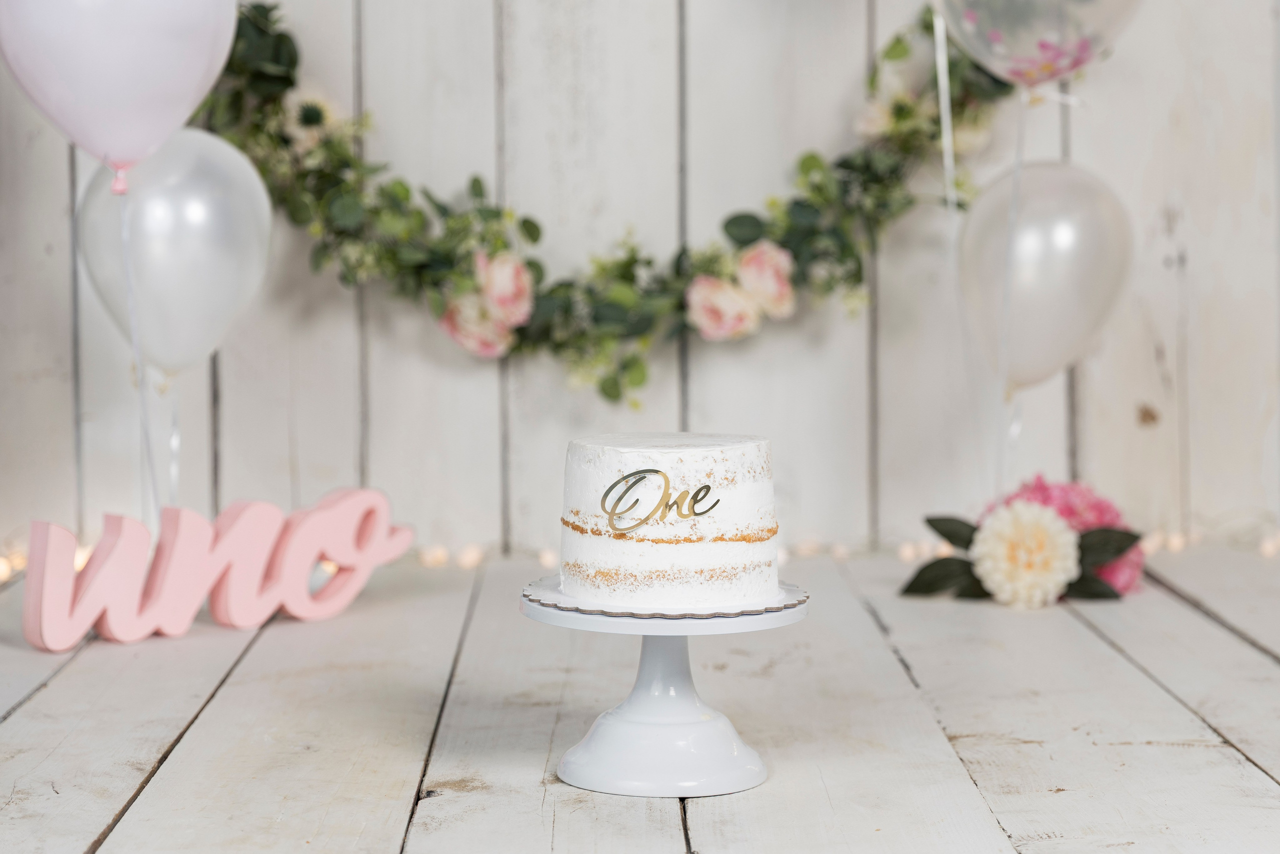 Sesión de Fotos de Cumpleaños en Madrid | Smash Cake, 15, 19, 40 Años – Rainbox Estudio. Rainbox Estudio de Fotografía