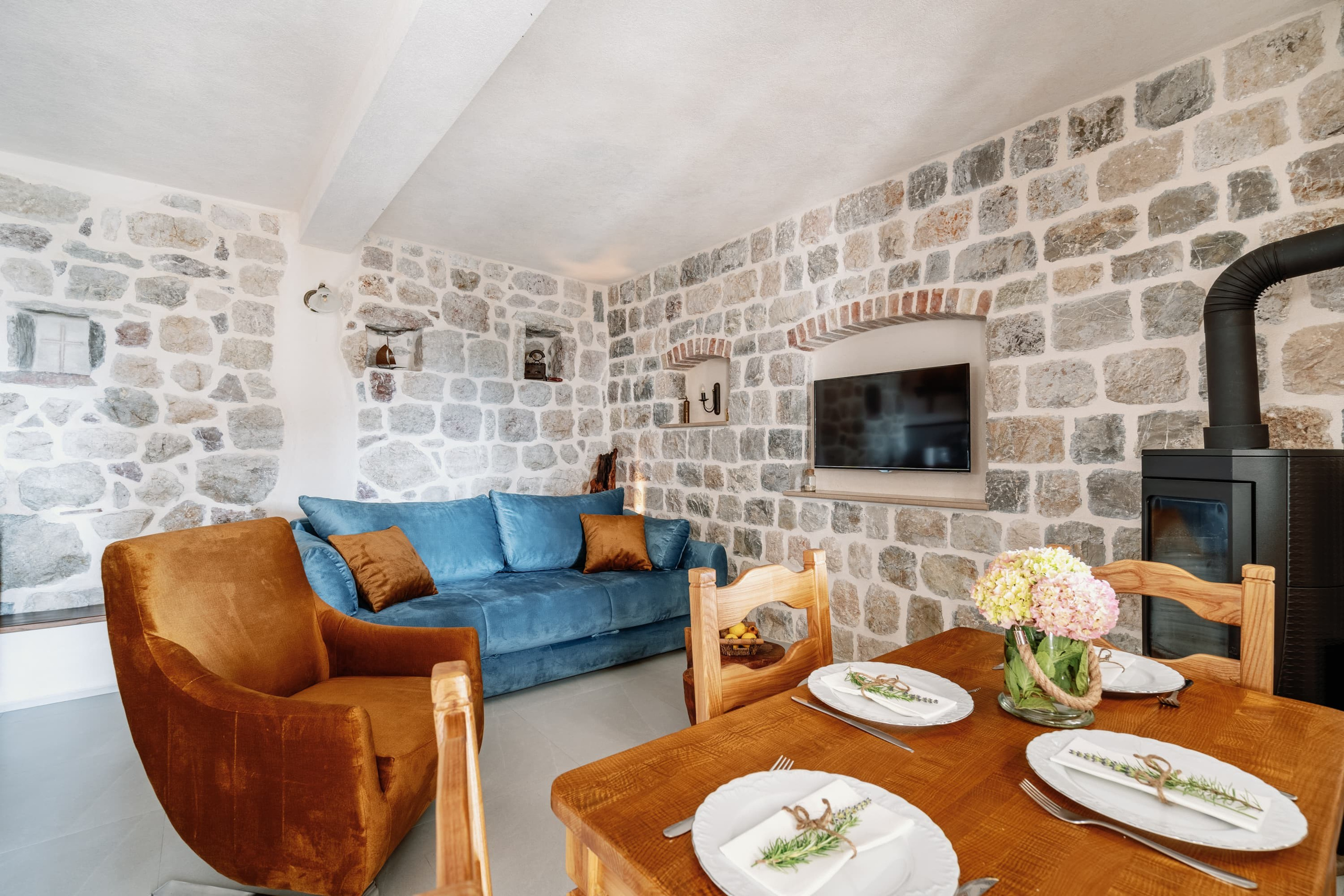 Real Estate Photography. Montenegro. EVAN ARISTOV WEDDING PHOTOGRAPHY — Seattle Wedding Photographer