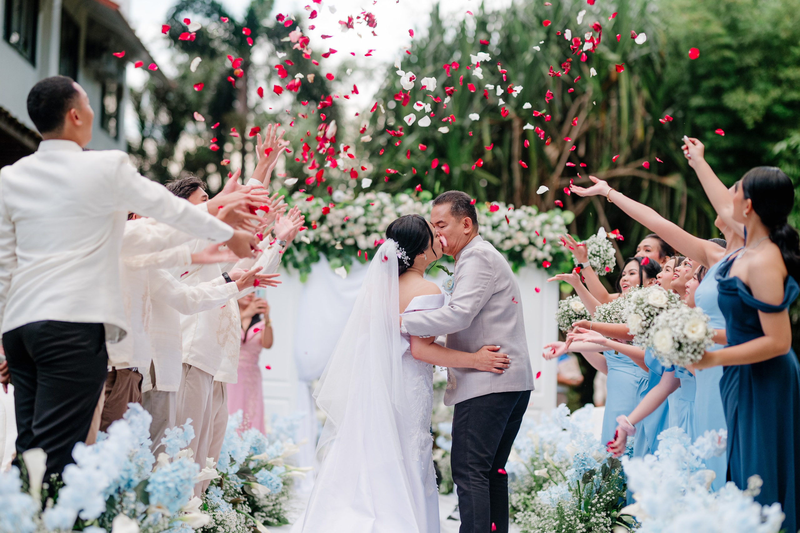 Weddings. Woody Weddings