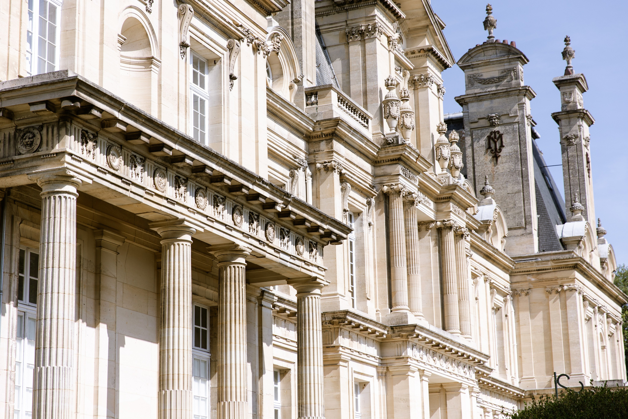 Chloe & Romeo. Photographer in Paris