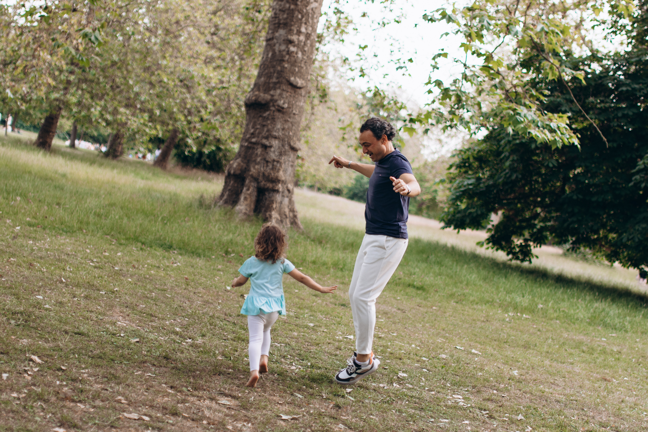 Selin’s Family (Hyde Park). Anastasia Klink, Photographer in London