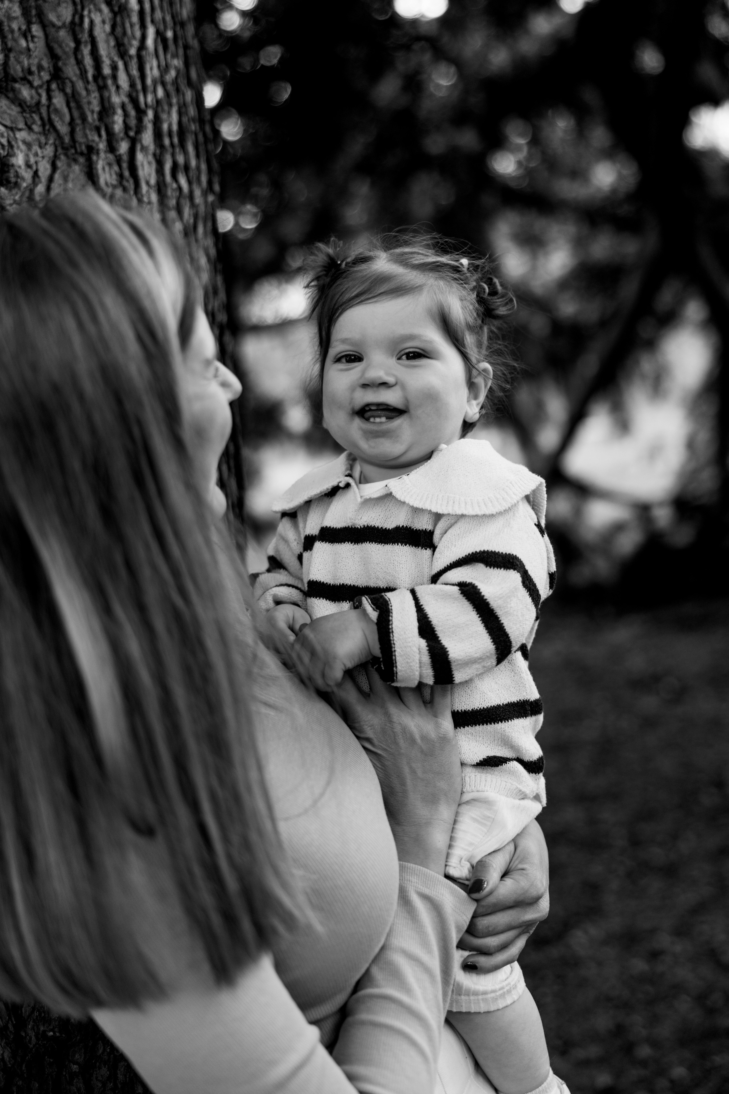 Sofia with parents (Greenwich Park). Anastasia Klink, Photographer in London