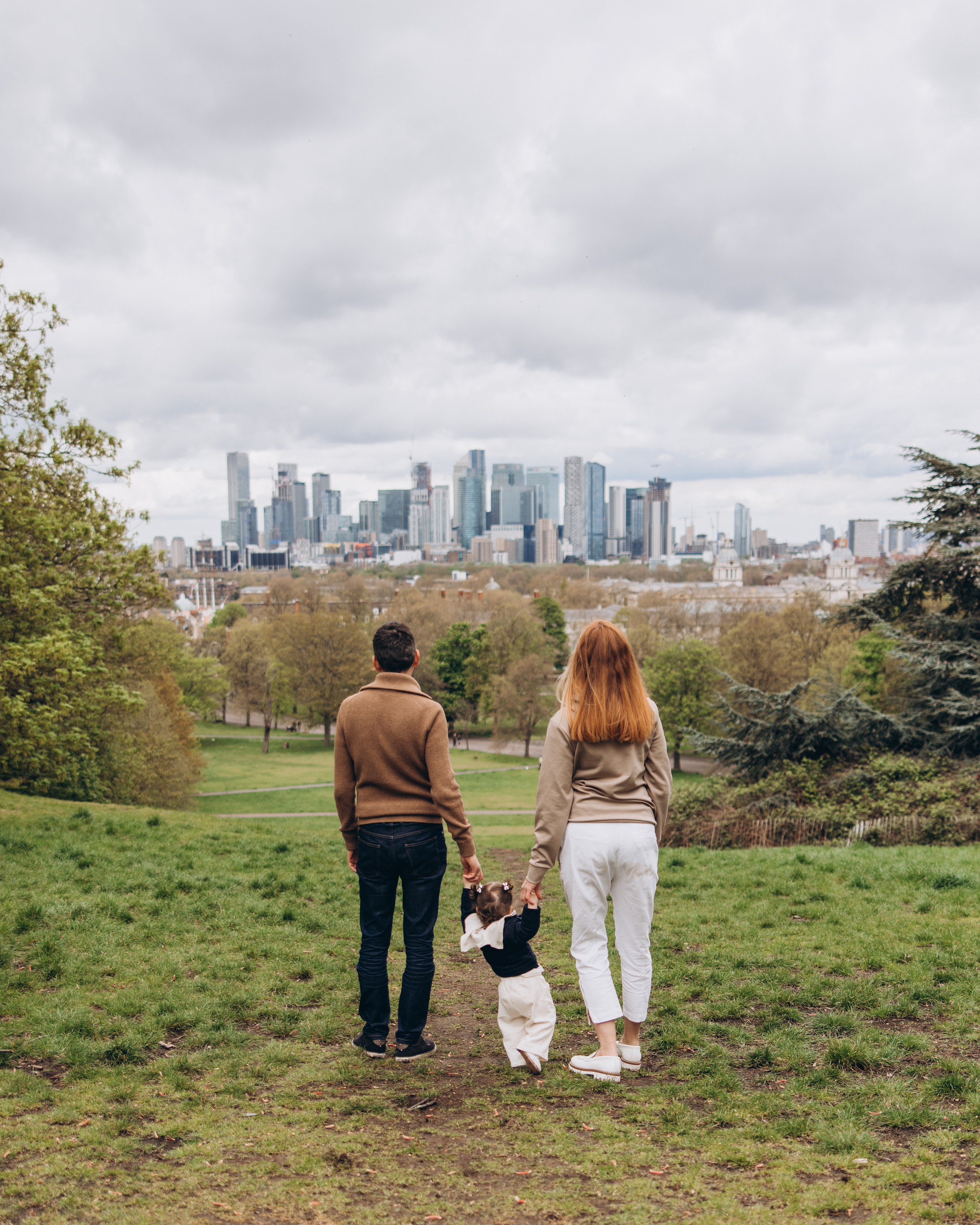 Sofia with parents (Greenwich Park). Anastasia Klink, Photographer in London
