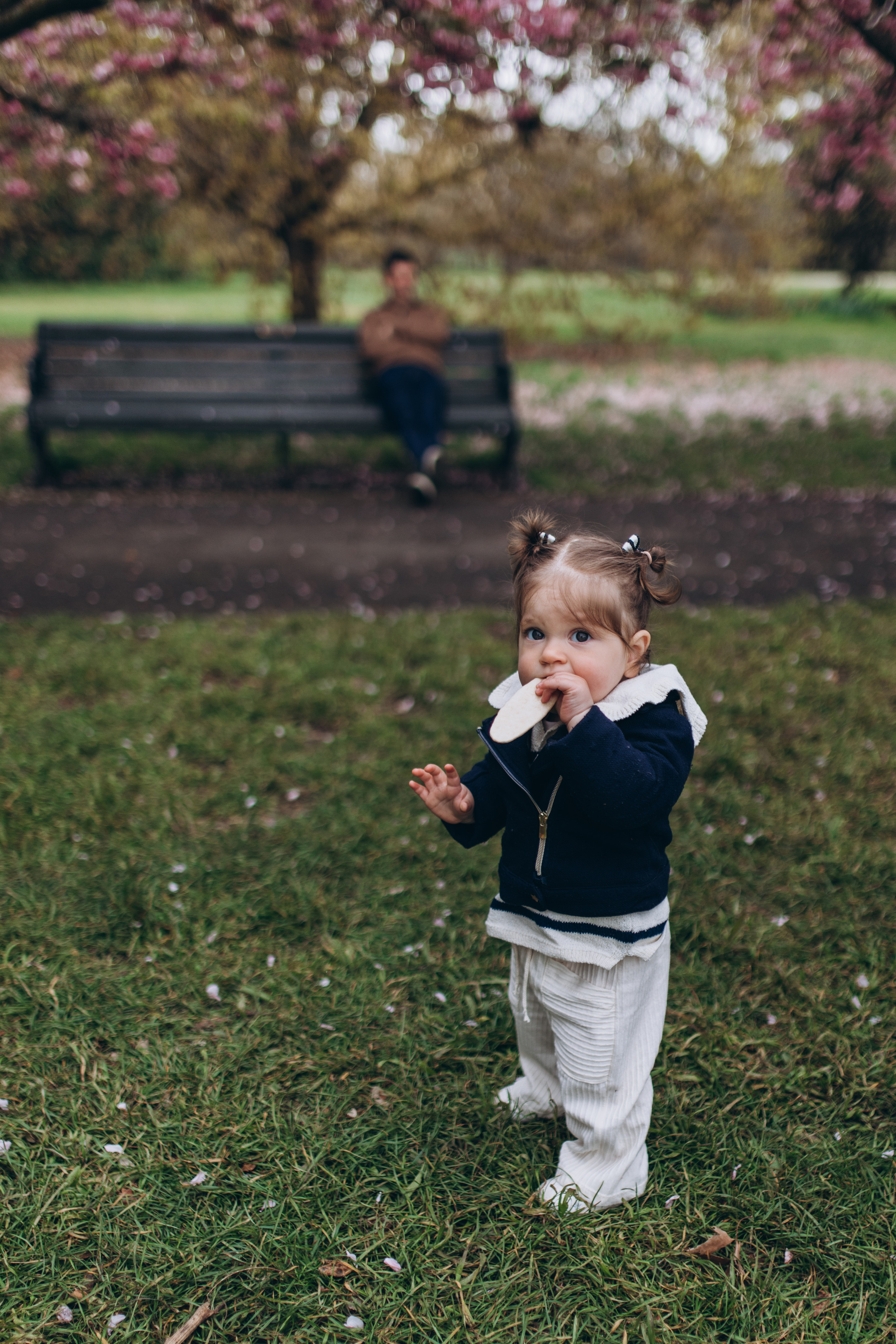 Sofia with parents (Greenwich Park). Anastasia Klink, Photographer in London