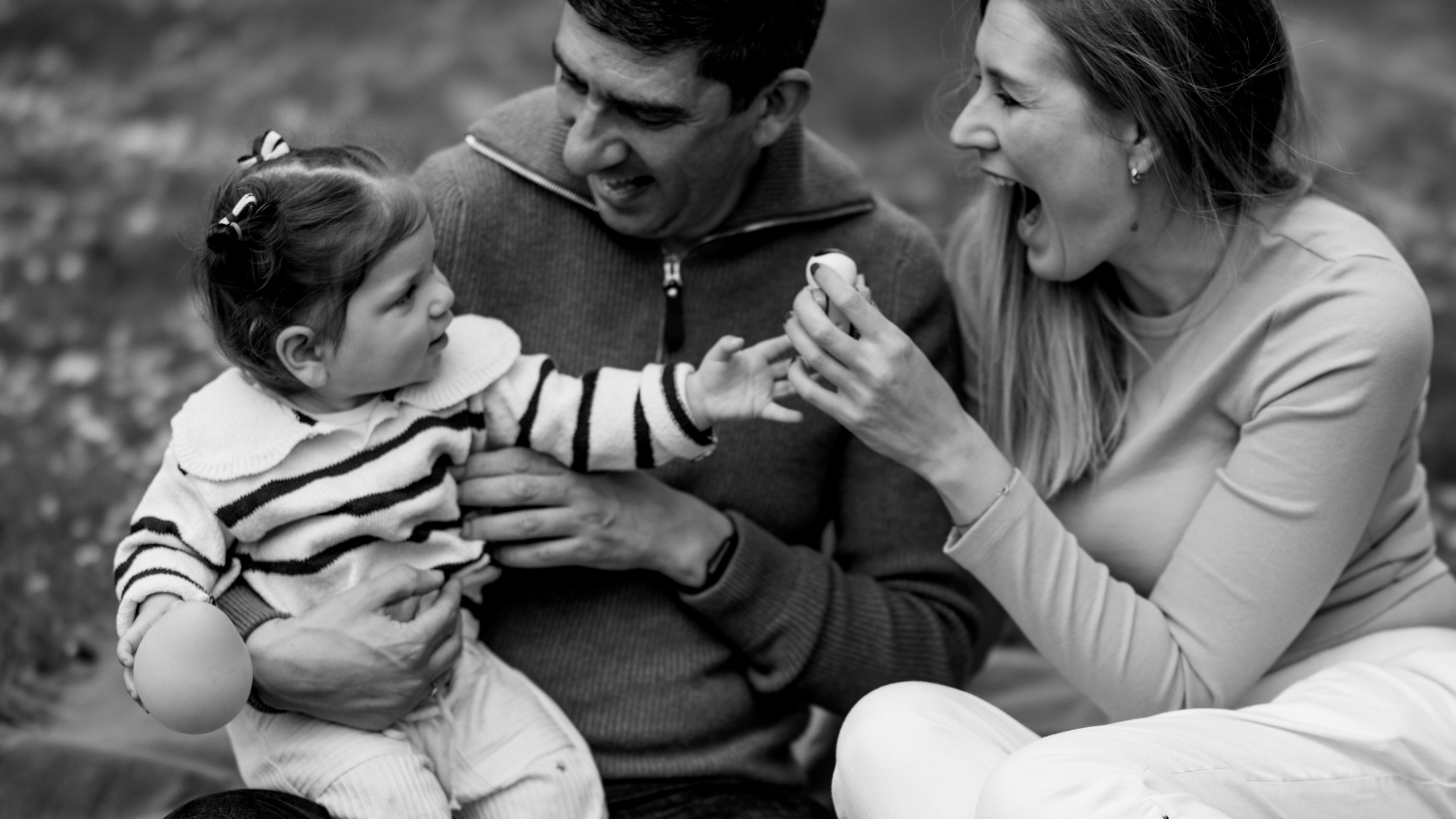 Sofia with parents (Greenwich Park). Anastasia Klink, Photographer in London