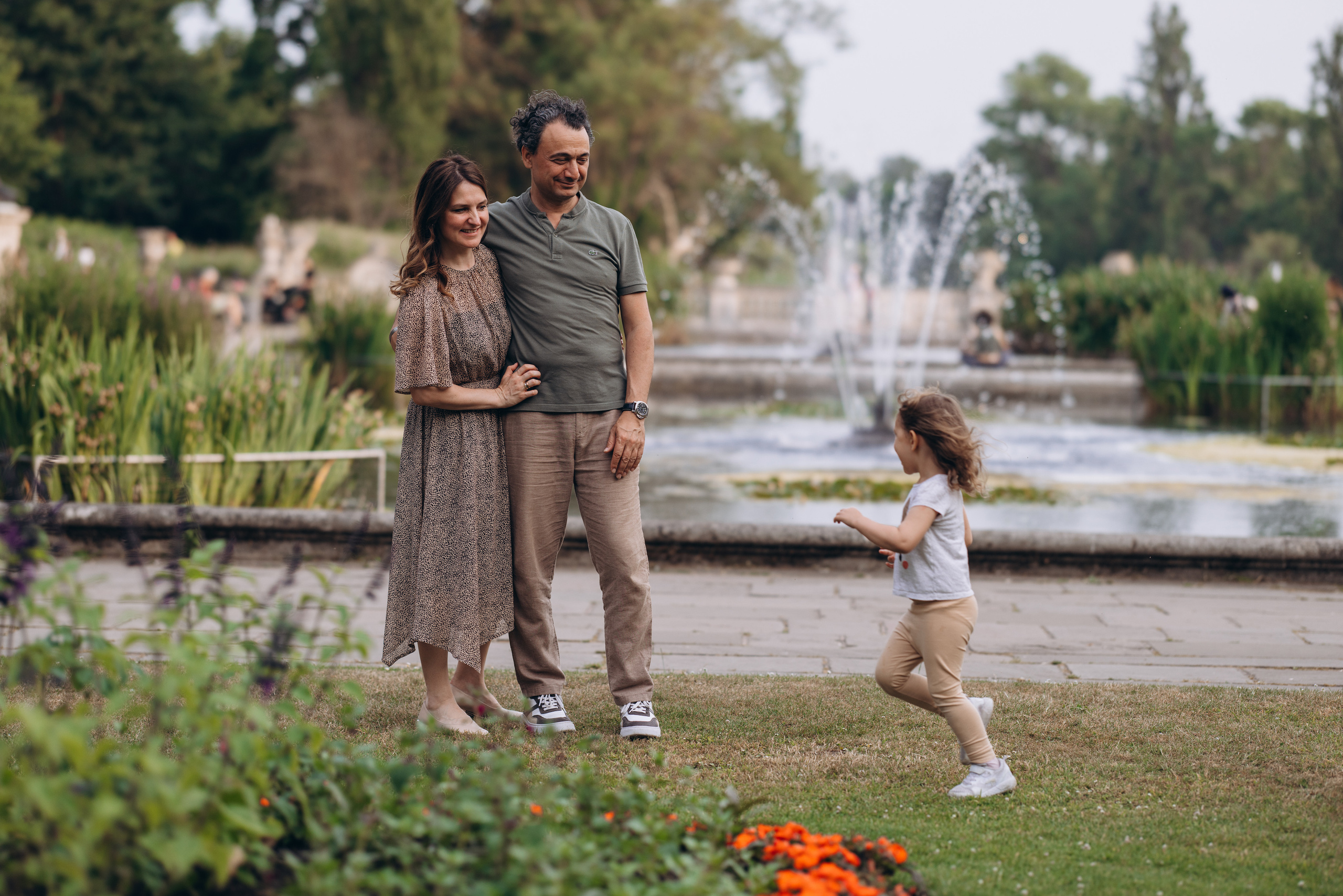 Selin’s Family (Hyde Park). Anastasia Klink, Photographer in London
