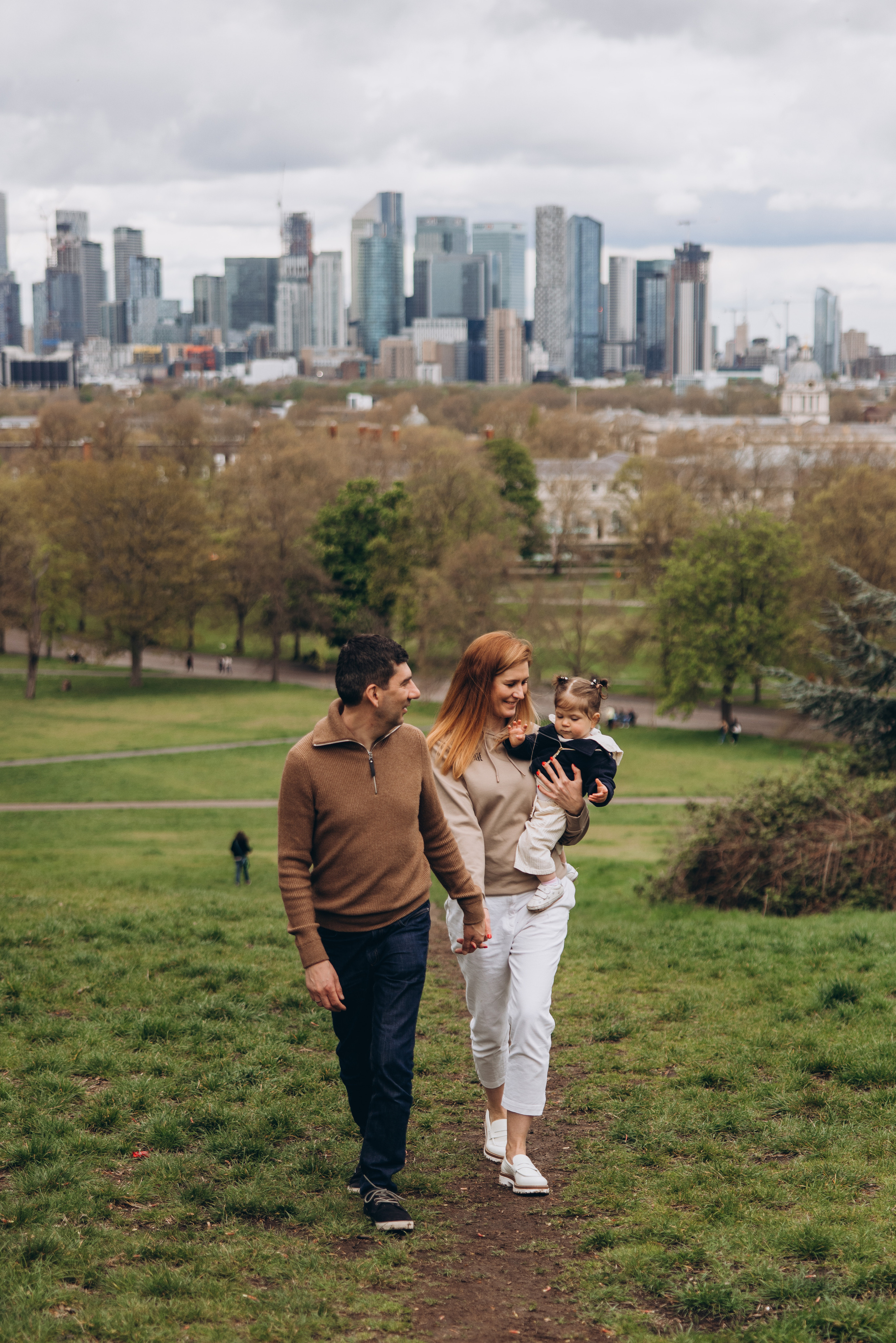 Sofia with parents (Greenwich Park). Anastasia Klink, Photographer in London