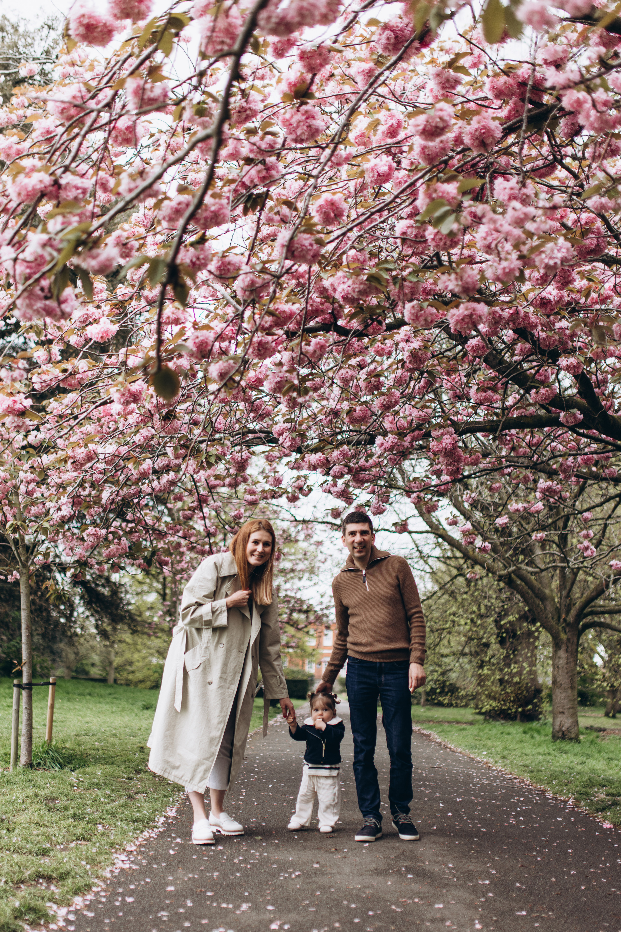 Sofia with parents (Greenwich Park). Anastasia Klink, Photographer in London