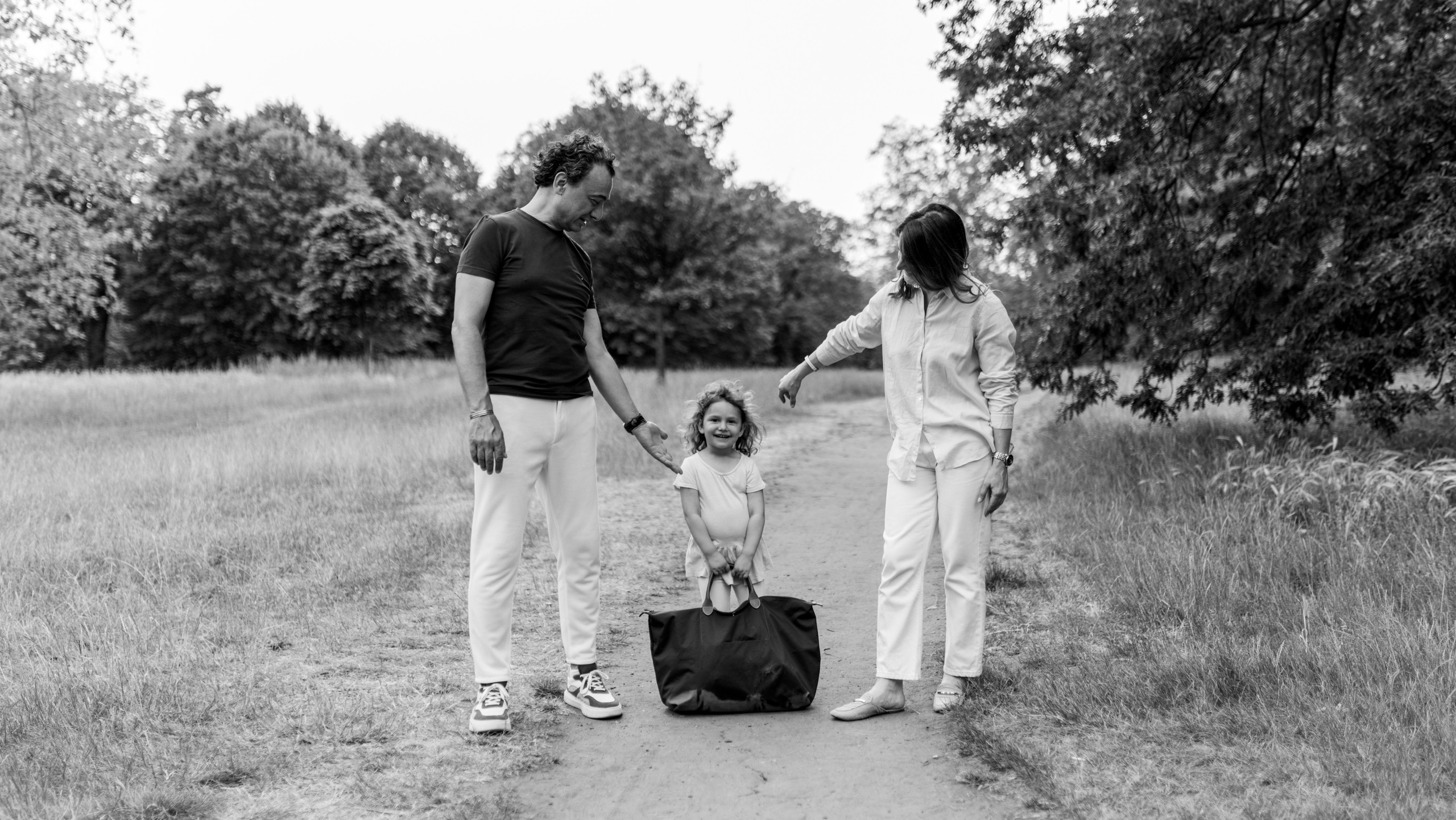 Selin’s Family (Hyde Park). Anastasia Klink, Photographer in London