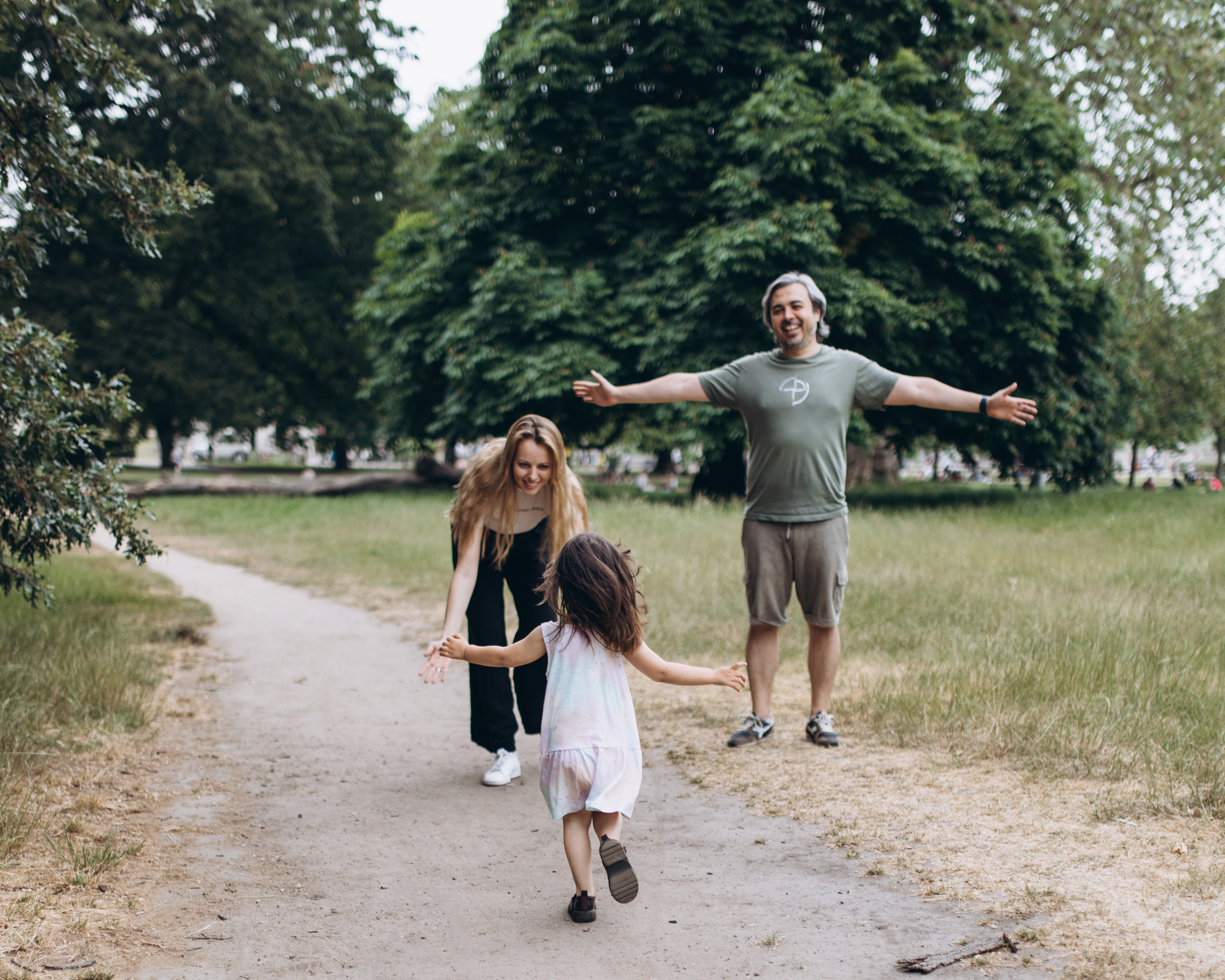 Igor and his family (Hyde Park). Anastasia Klink, Photographer in London