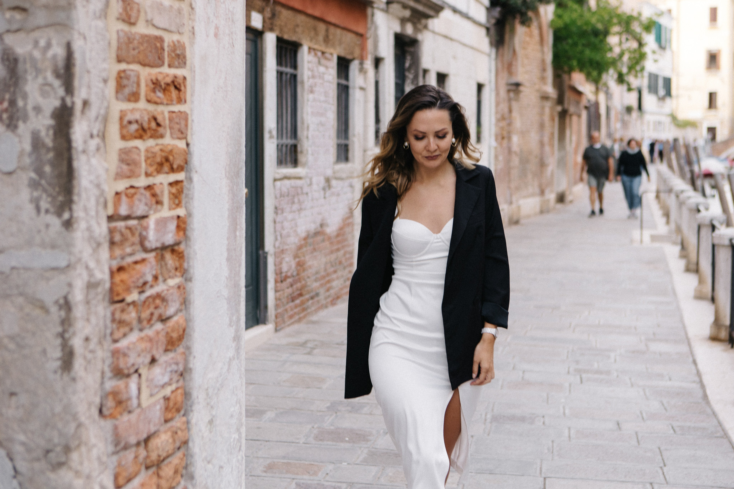 Love story in night Venice