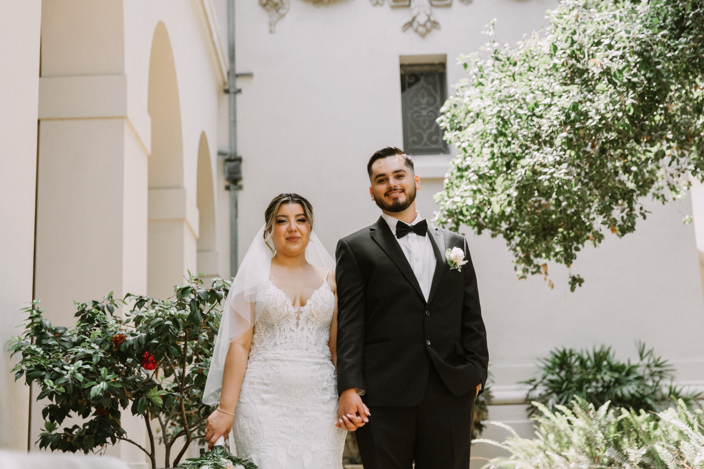 Elopement at Pasadena City Hall | Taya Frank. Southern California Family and Couple Photographer