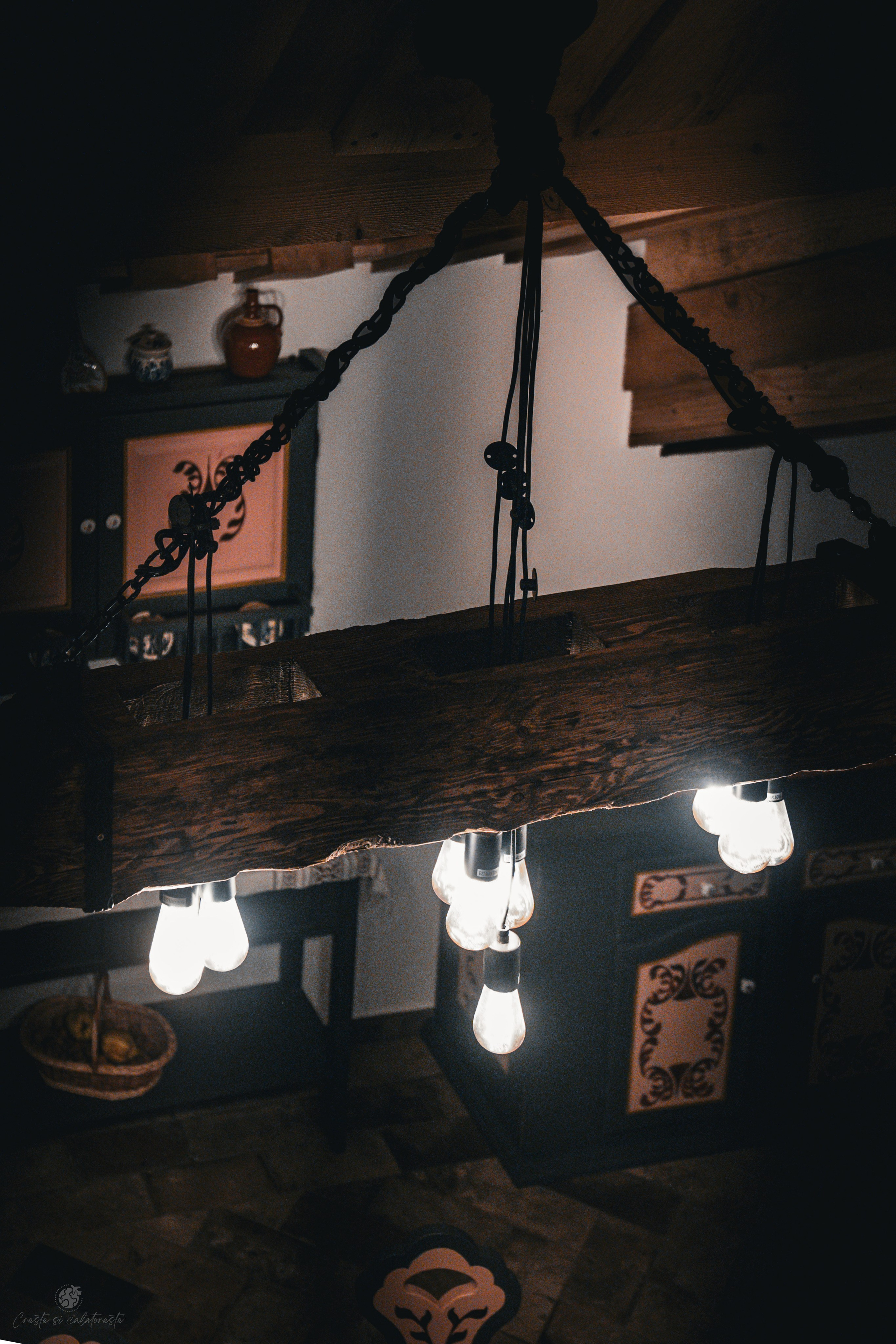 Casa de la Nuci. Creste si calatoreste