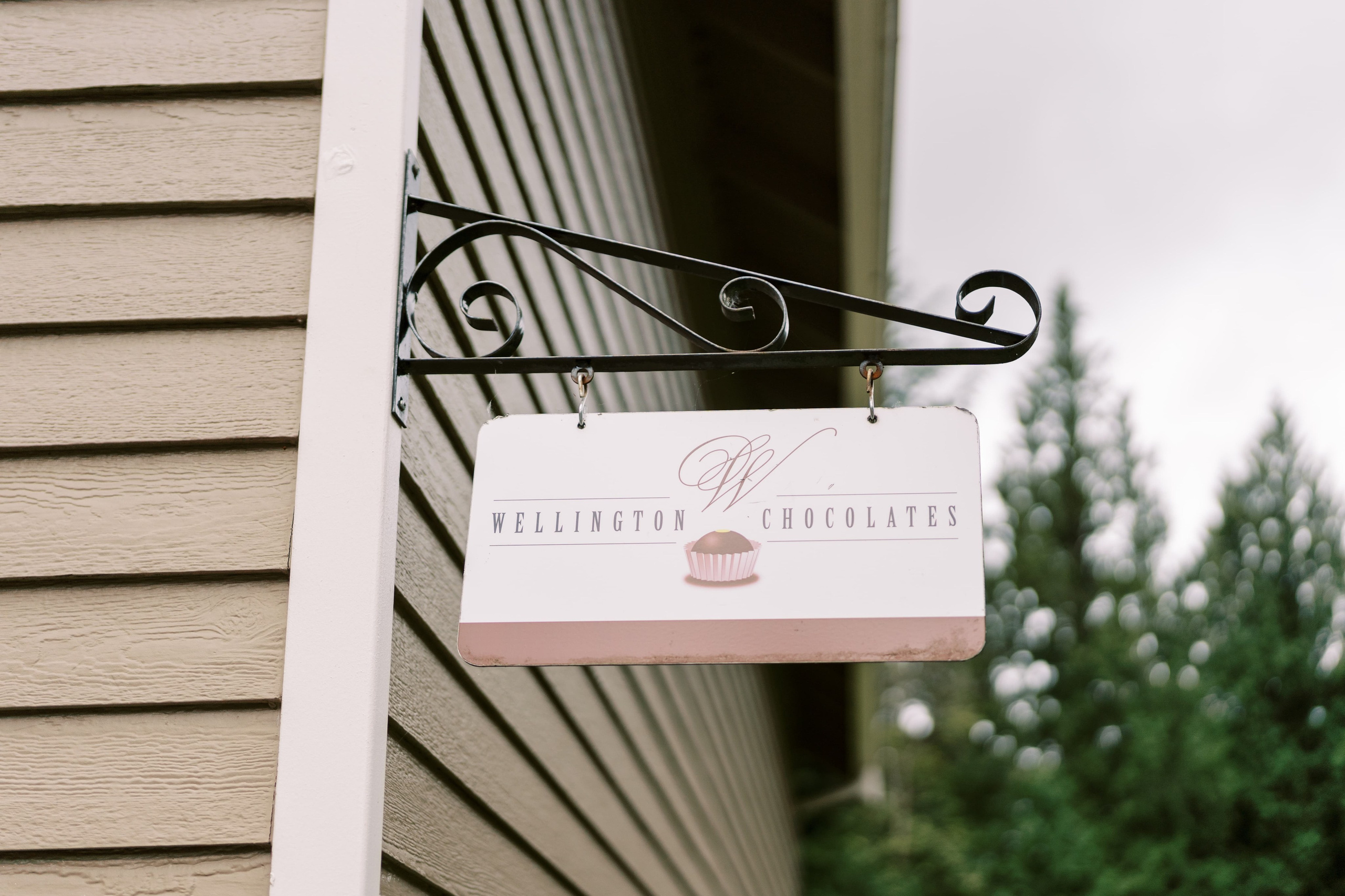 Event: Chocolate-Making Workshop. EVAN ARISTOV WEDDING PHOTOGRAPHY — Seattle Wedding Photographer