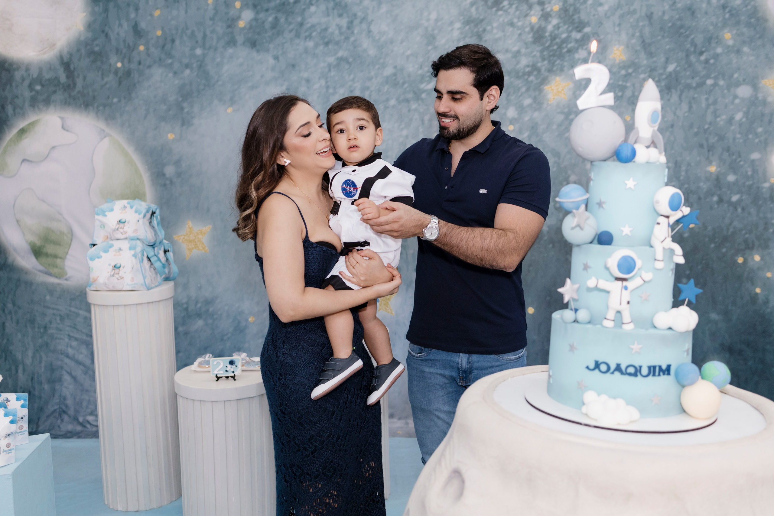 Momento do parabéns na festa de 2 anos do Joaquim