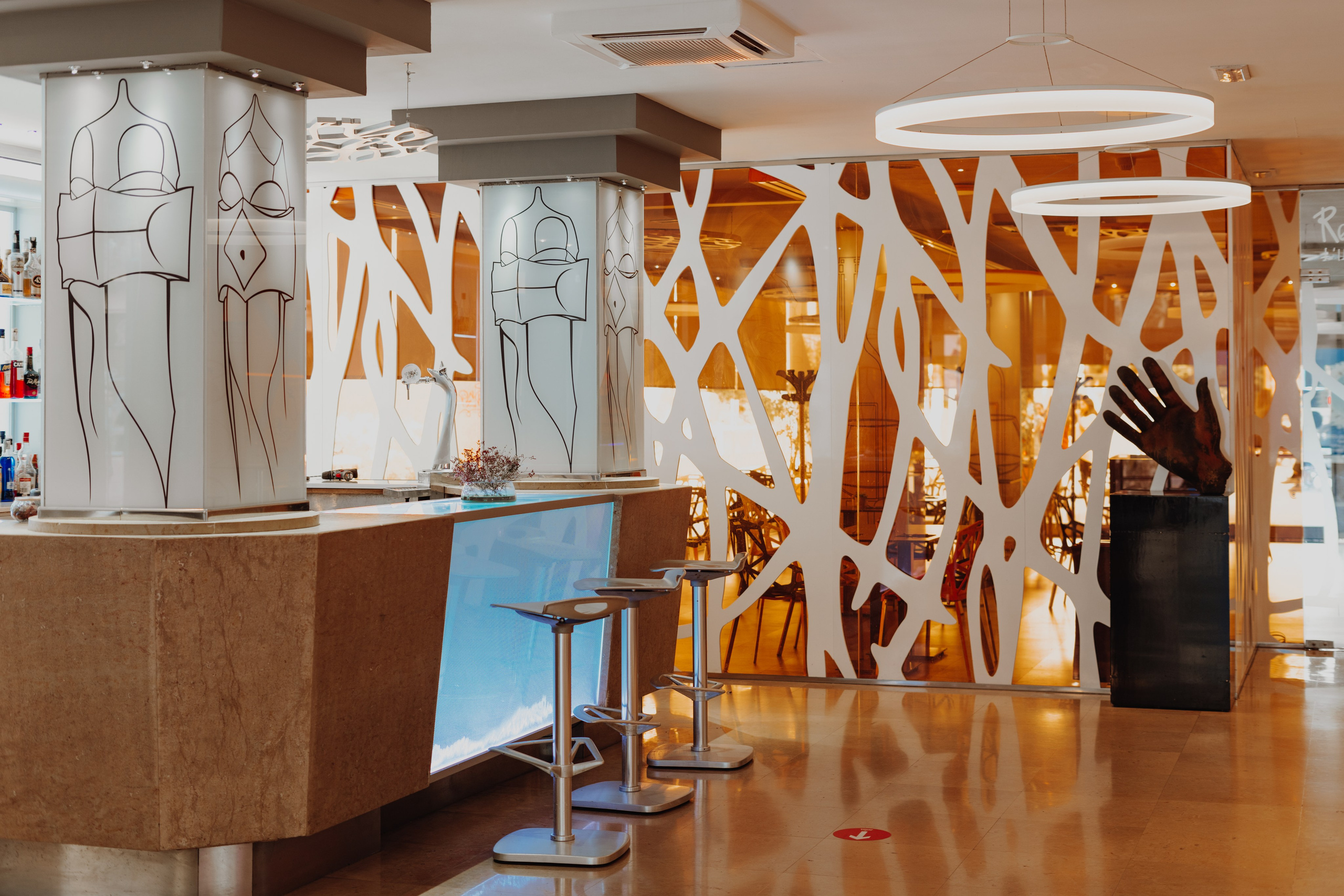 Restaurants & hotels. Portrait photographer, brands and content in Valencia, Spain, Europe