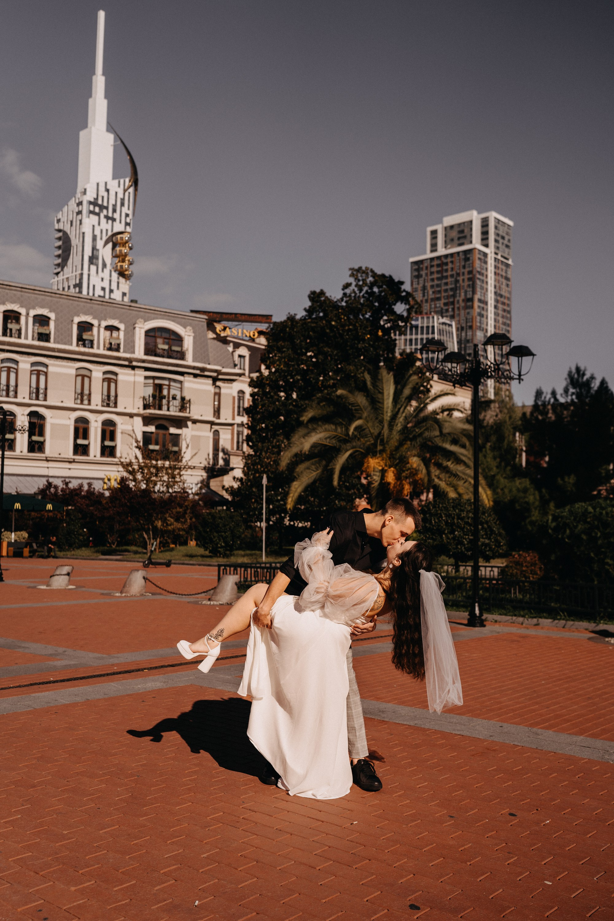 Андрей и Юлиана. Индивидуальный и свадебный фотограф в Батуми Валерия Азаренко
