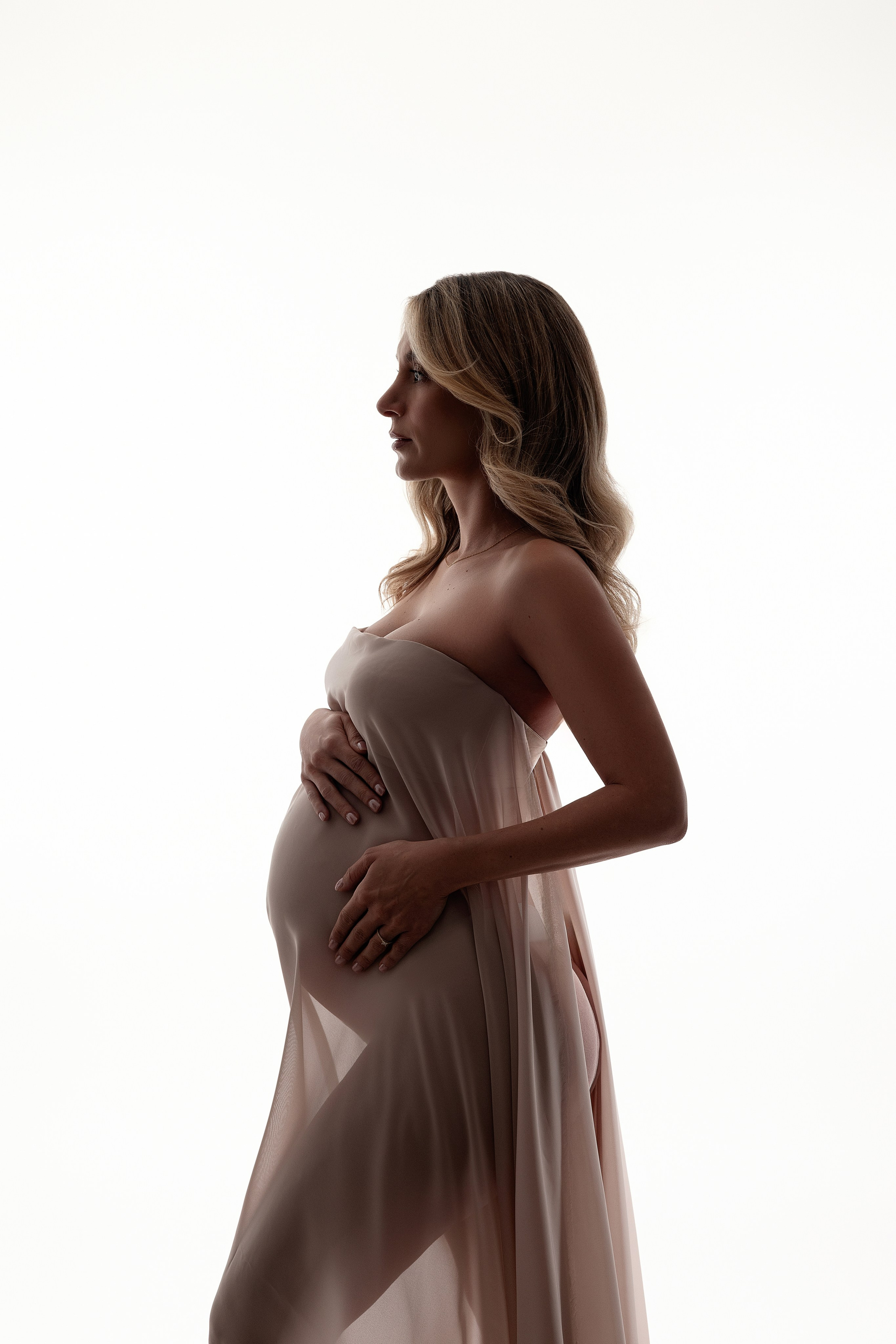 Babybauch. Neugeborene- Schwangerschaft- und Kinder Fotografin in Lehre