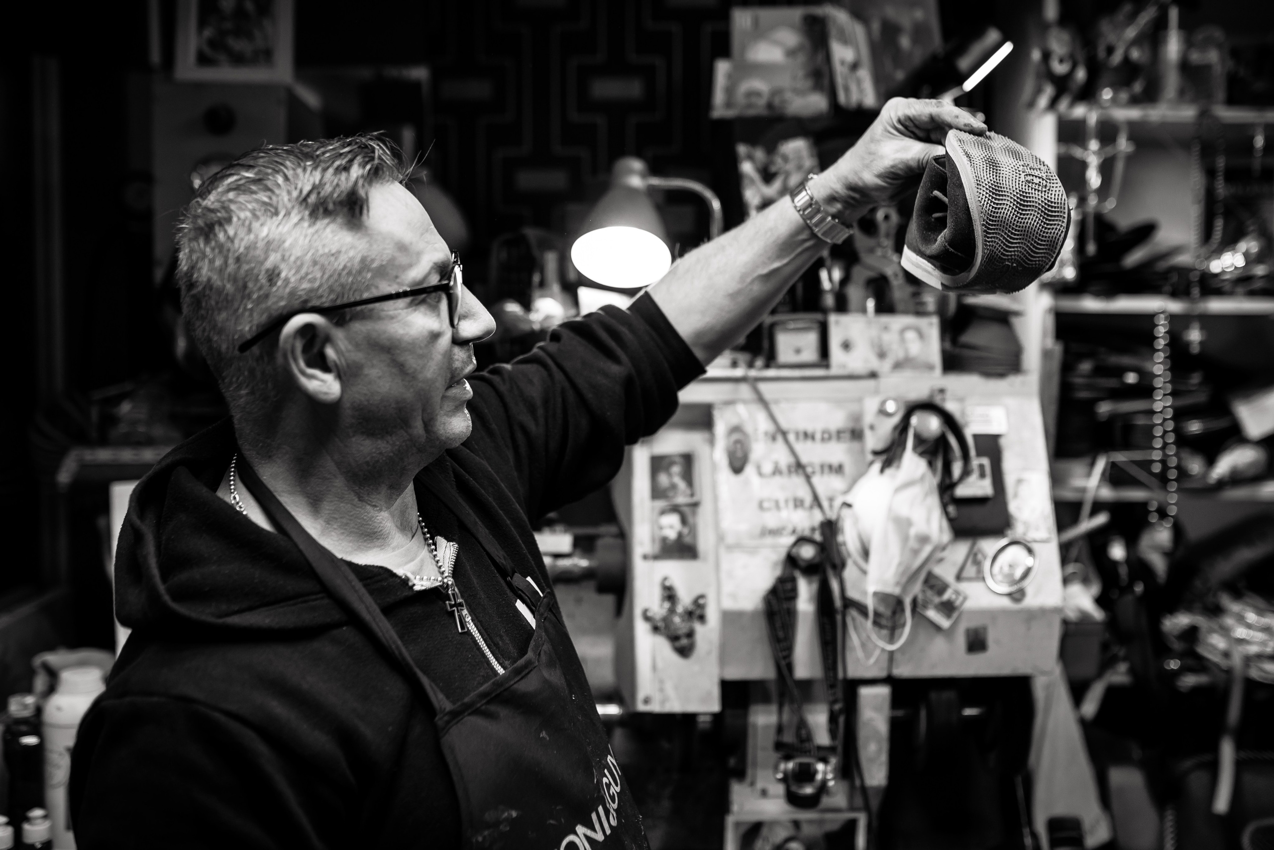 Cizmar. Andrei Samuel – Fotograf București | Evenimente, Studio, Imobiliare, Produs