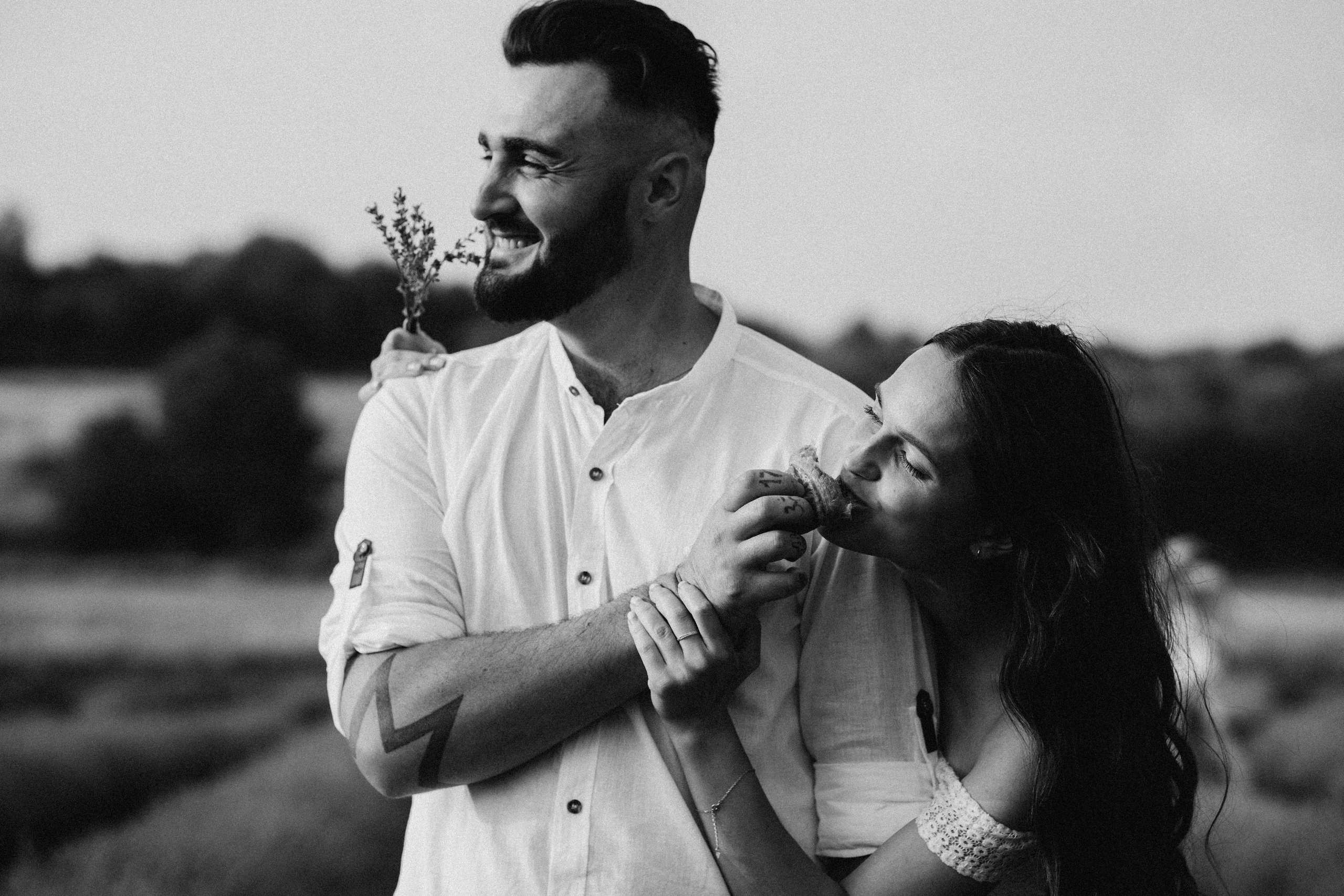 Hand in Hand. Fotograf Katowice – sesje indywidualne, rodzinne, ślubne