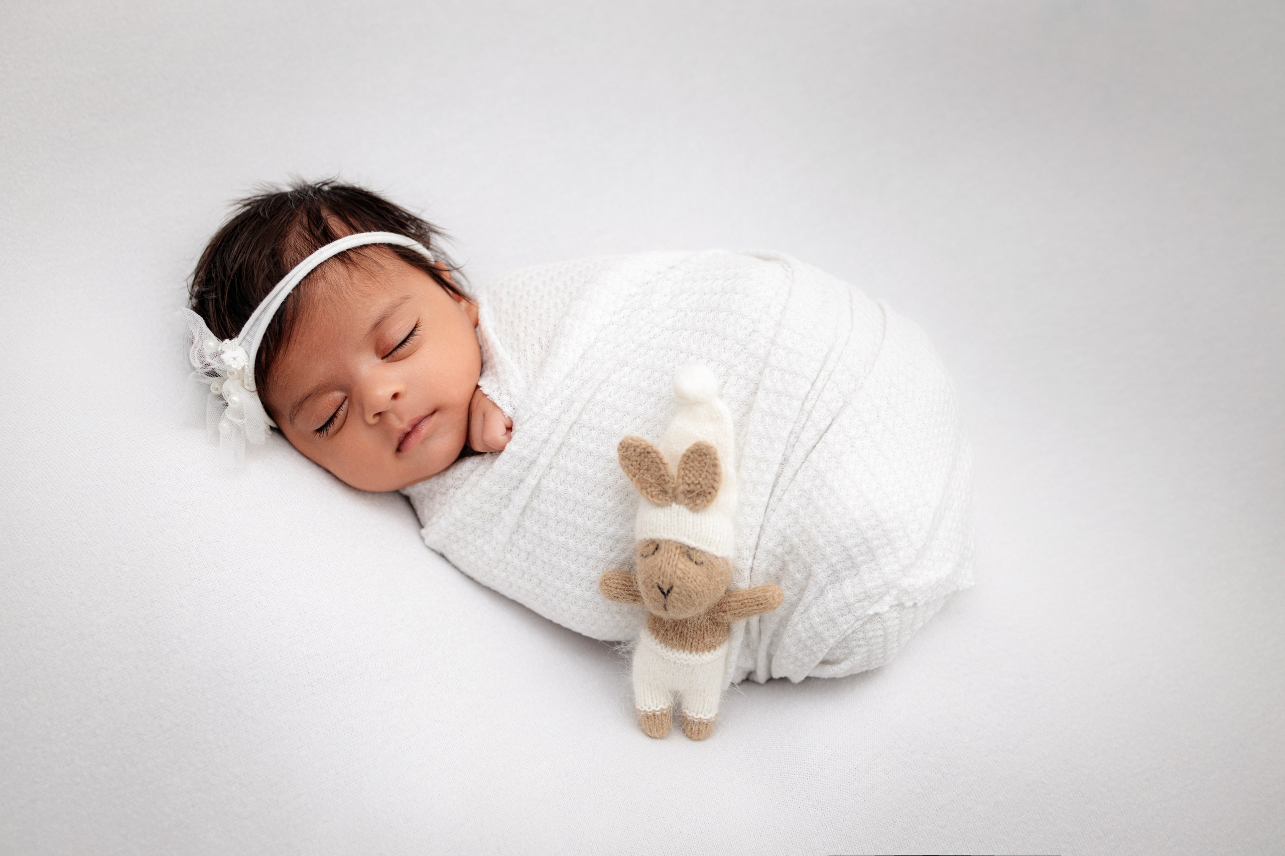 Newborn. Anaeliseevaphoto.com