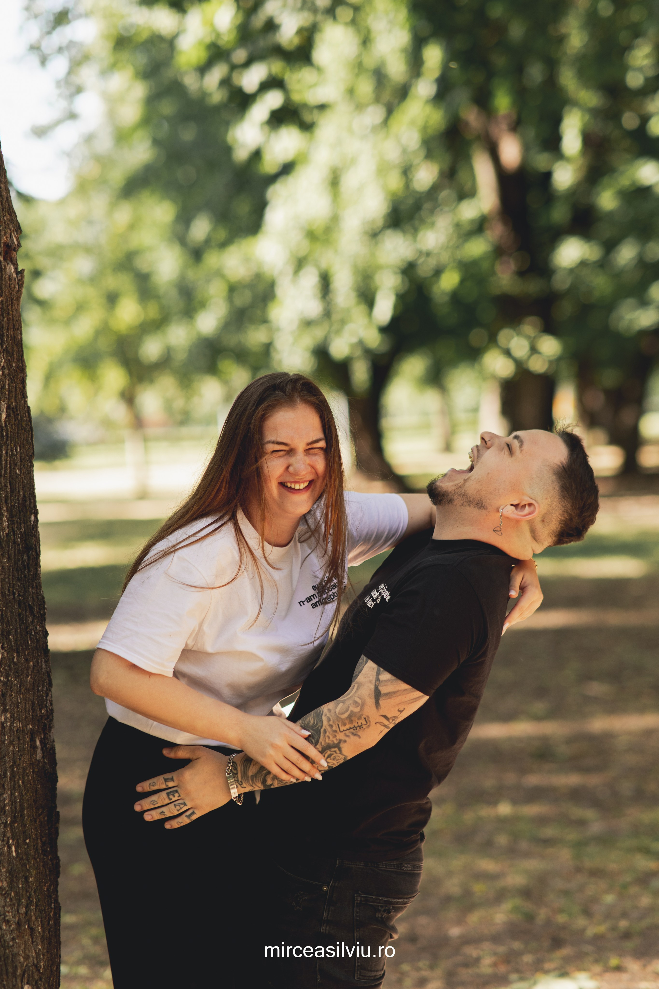 Alin&Paula Parcu Central. Fotograf de portrete și evenimente din Cluj-Napoca. Ședințe foto individuale, nunți, botezuri și aniversări în Cluj și județul Cluj