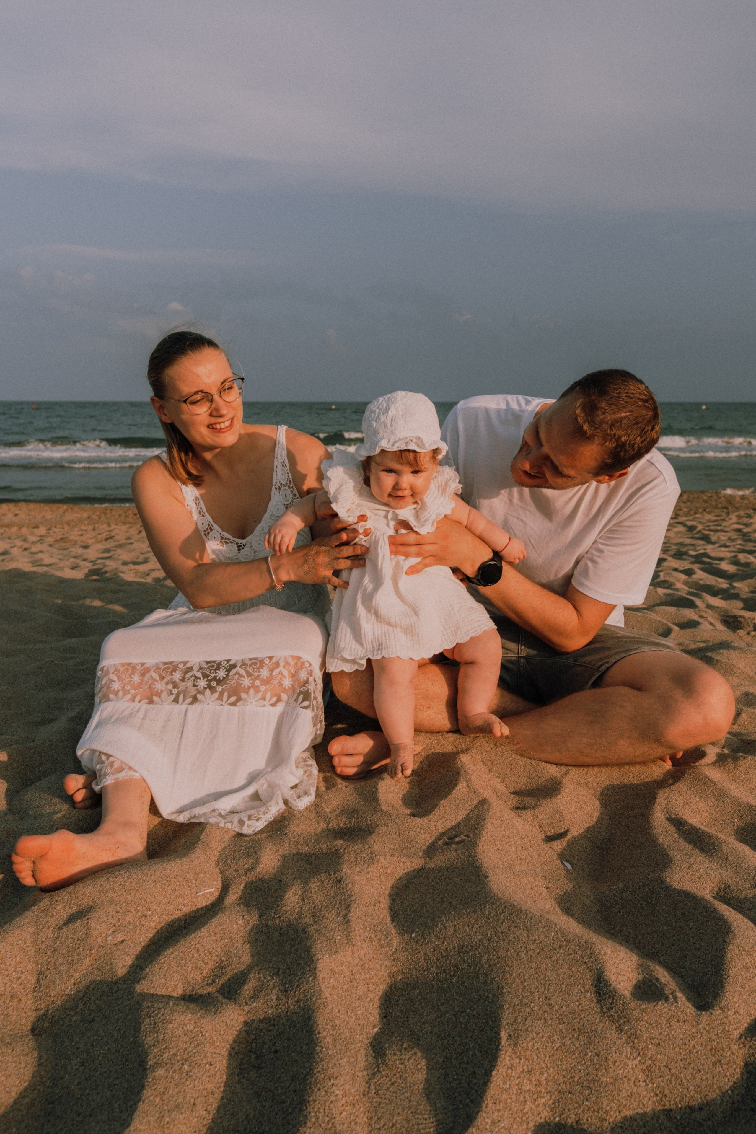Семейная фотосессия на пляже. Профессиональная фотосъемка в Калафелле — Елена Медведева