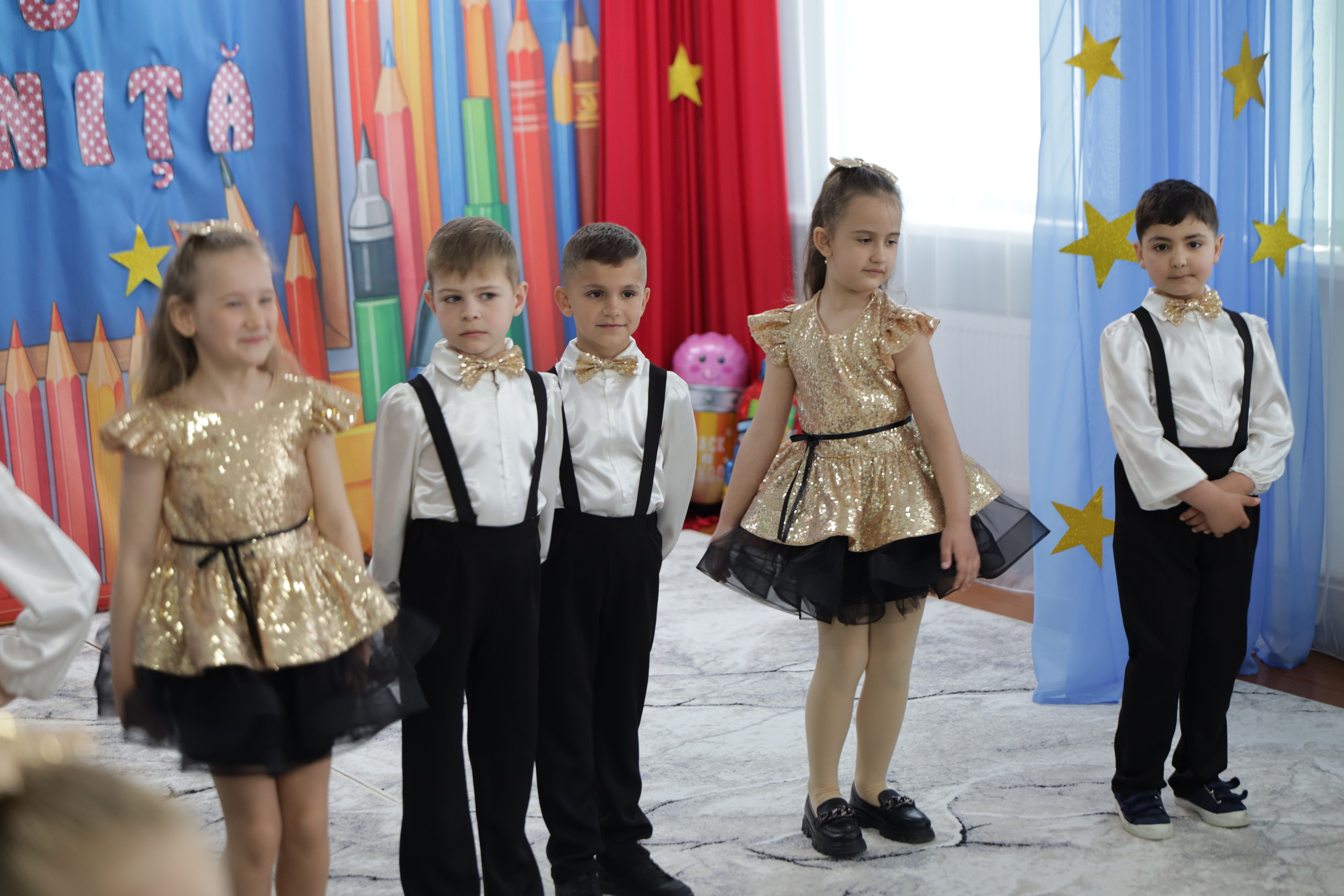 O filă de copilărie.... Alika Dia- Fotograf în Republica Moldova, Strășeni