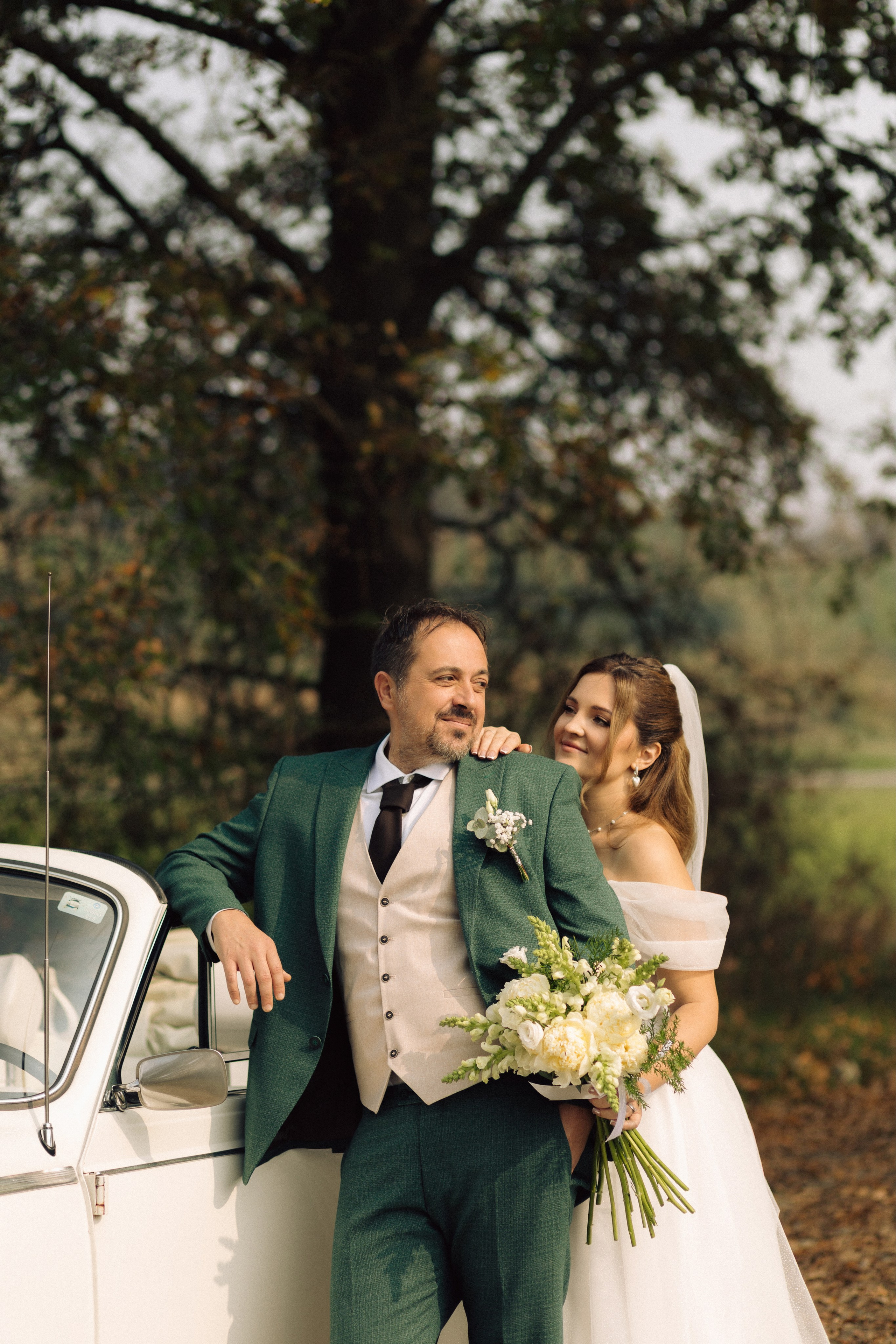Autumn Wedding in the Vineyards of Piedmont, Italy — Kristina and Daniele. Liza Bizzaro — Italy Wedding, Love Story & Portrait Photographer in Milan, Turin, Piedmont and Across Italy