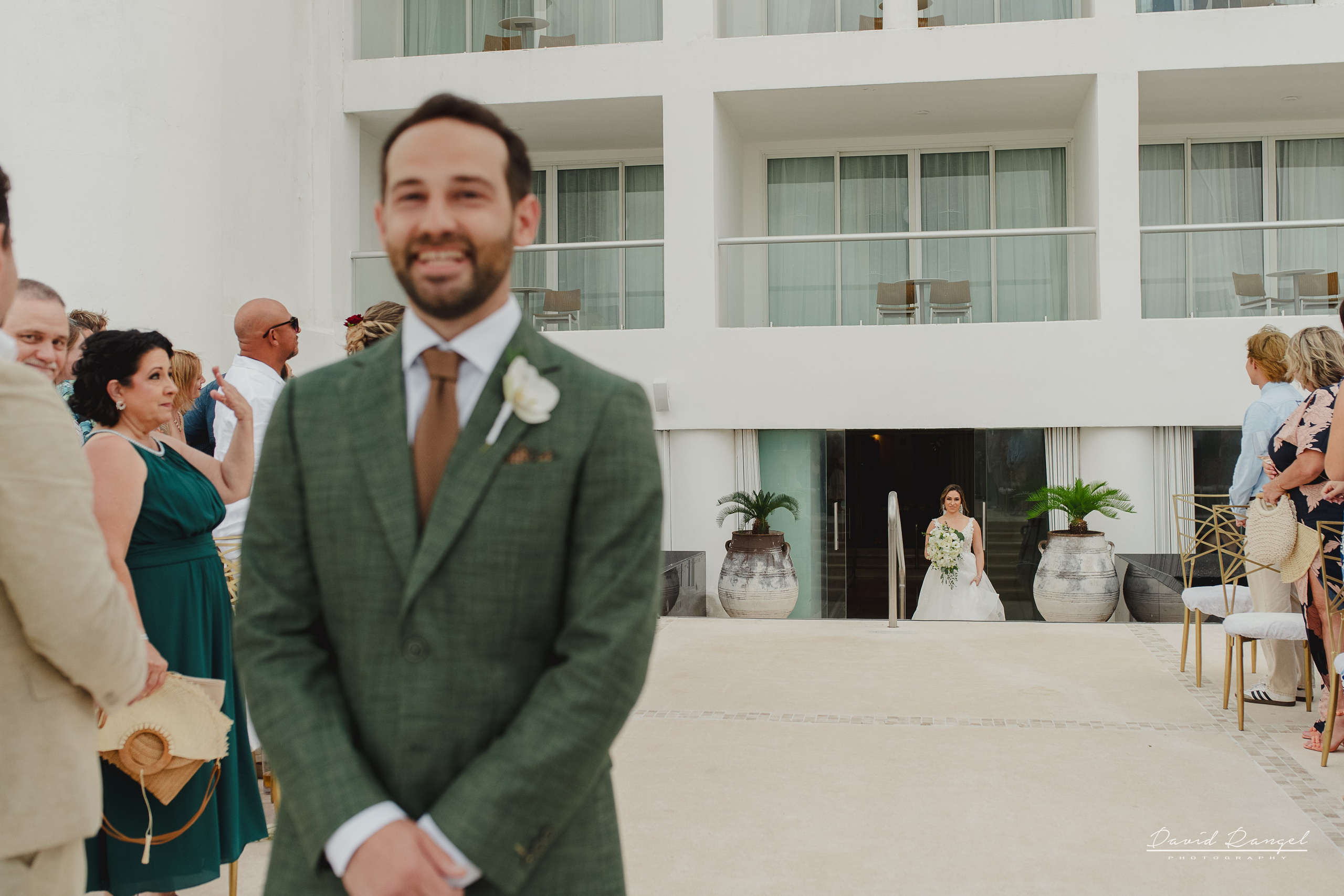 Jacqueline and Sean´s Wedding at Playacar Palace Hotel. Destination wedding photographer based in Cancun and Riviera Maya with service worldwide