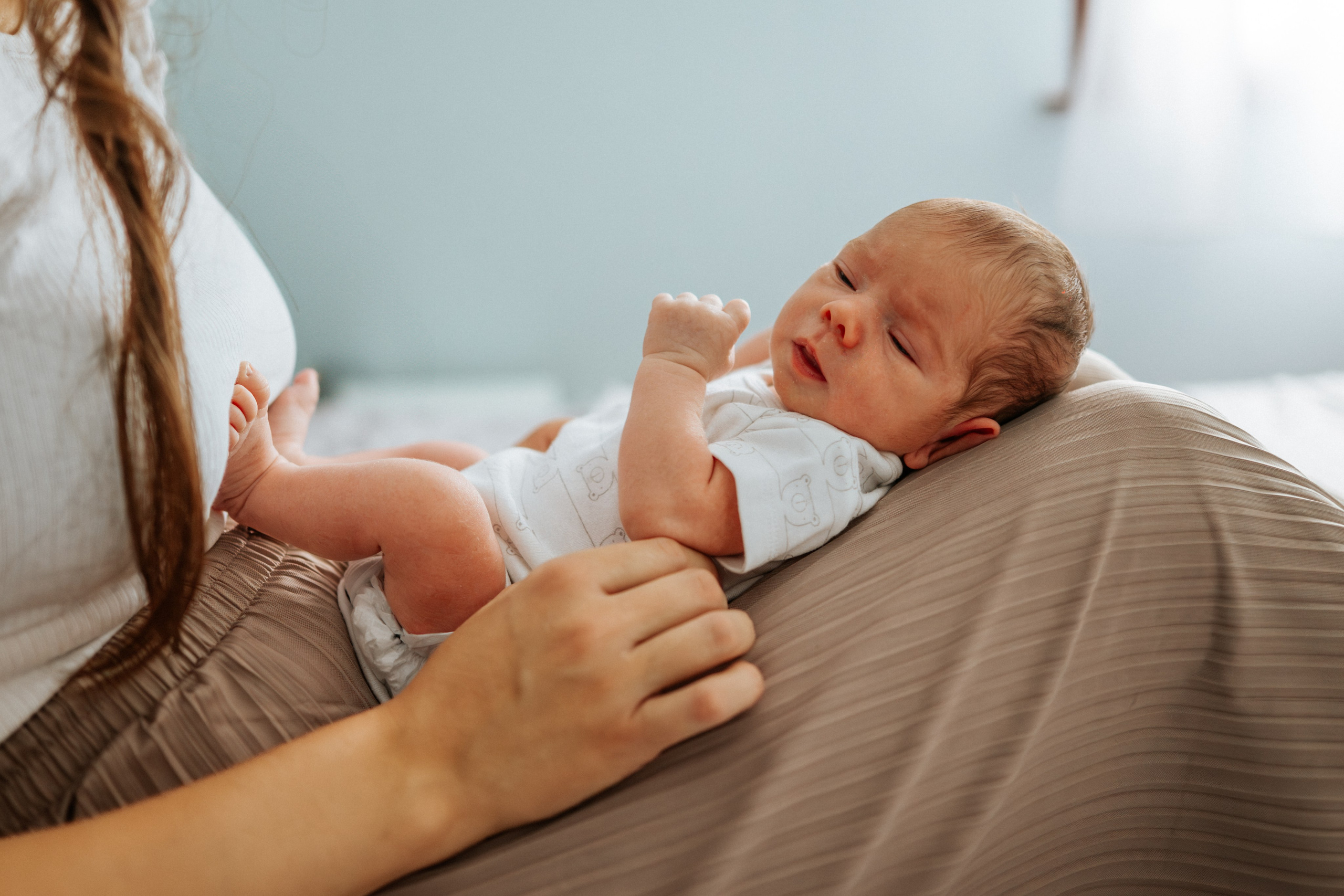 Balša - fotografisanje bebe kod kuće. Dečiji i porodični fotograf