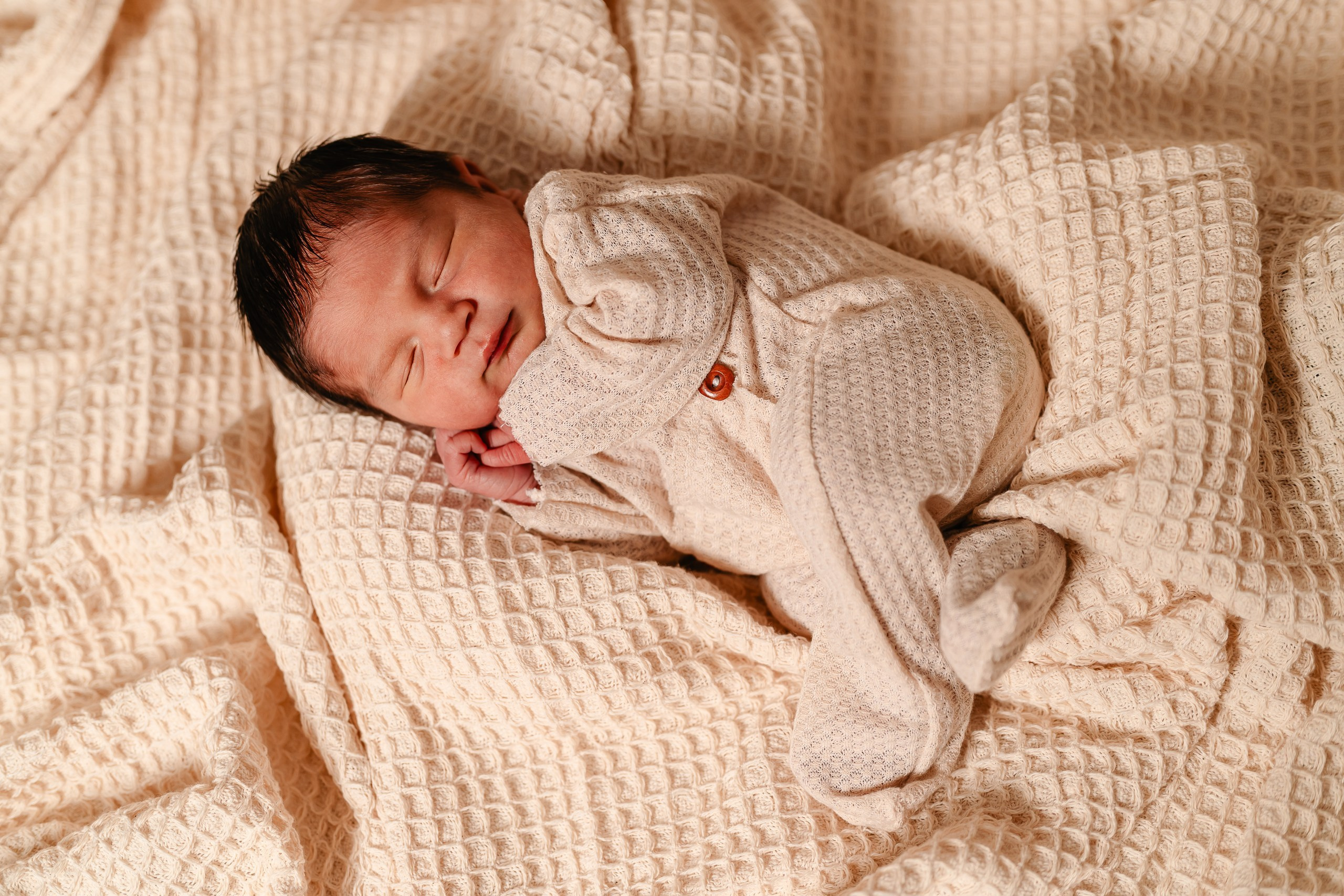 Leo — Newborn. Beneduzzi Fotografias