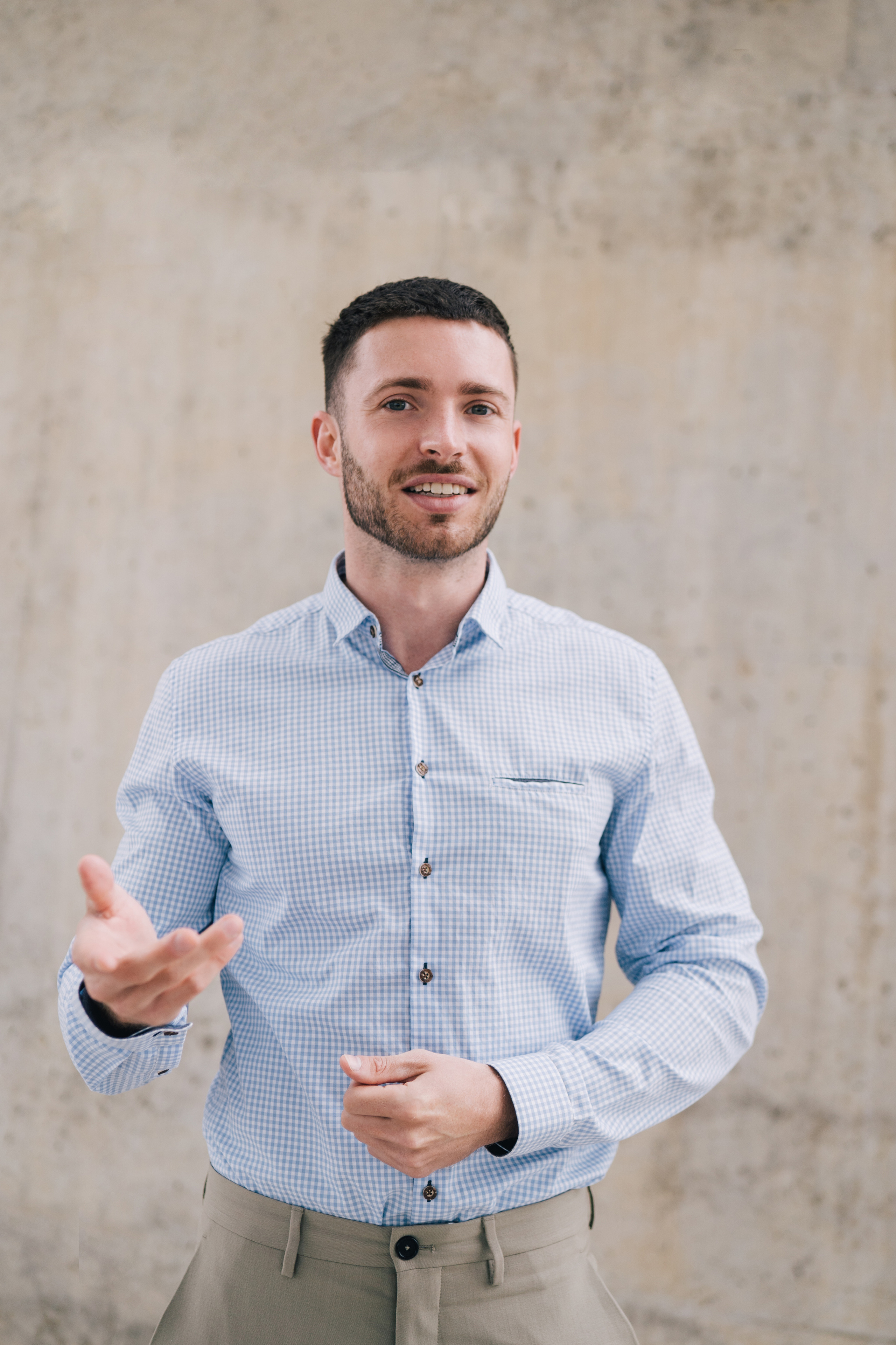 Max (profile portraits for social media). Photographer Kristina Dorina