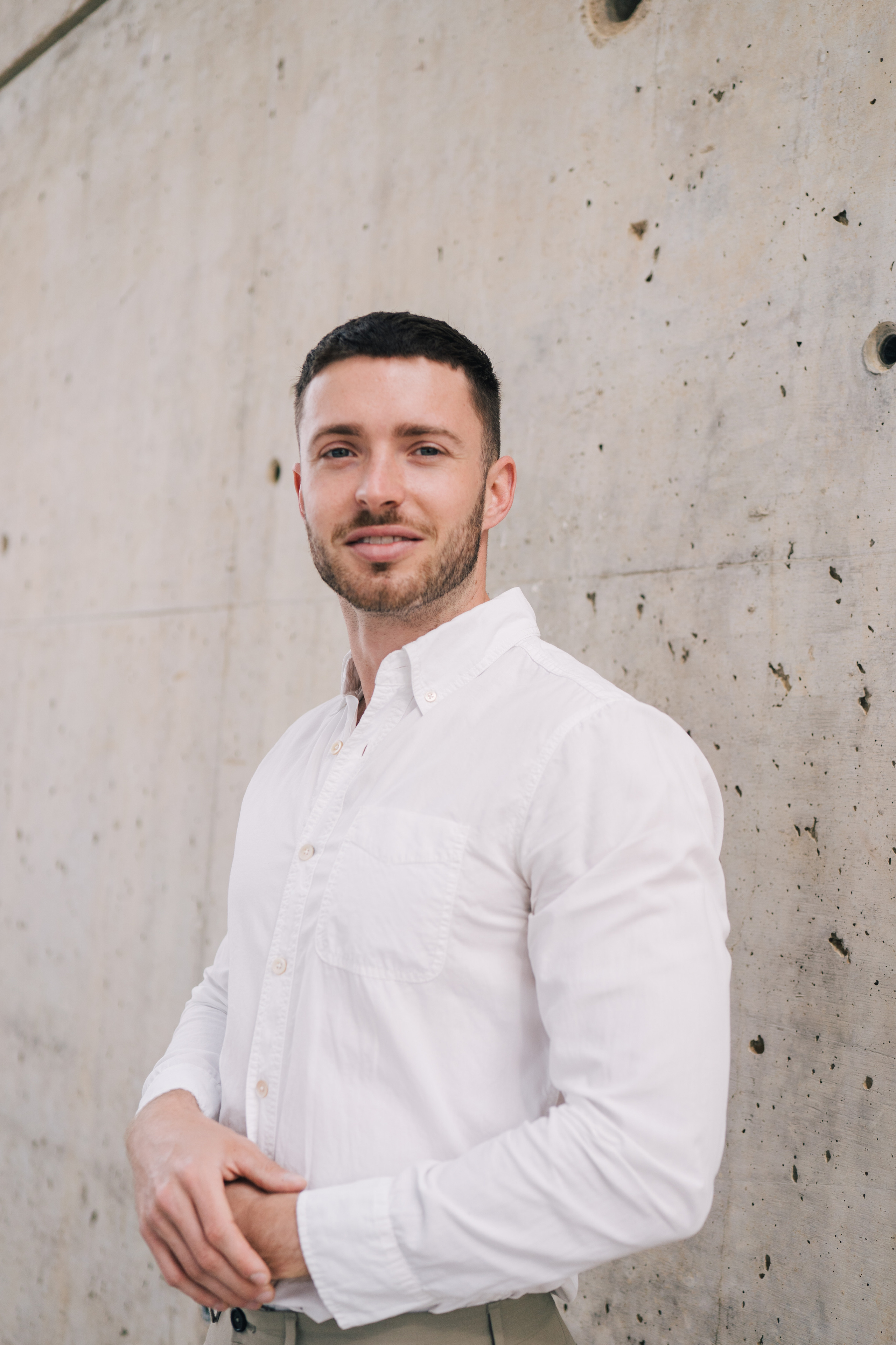 Max (profile portraits for social media). Photographer Kristina Dorina