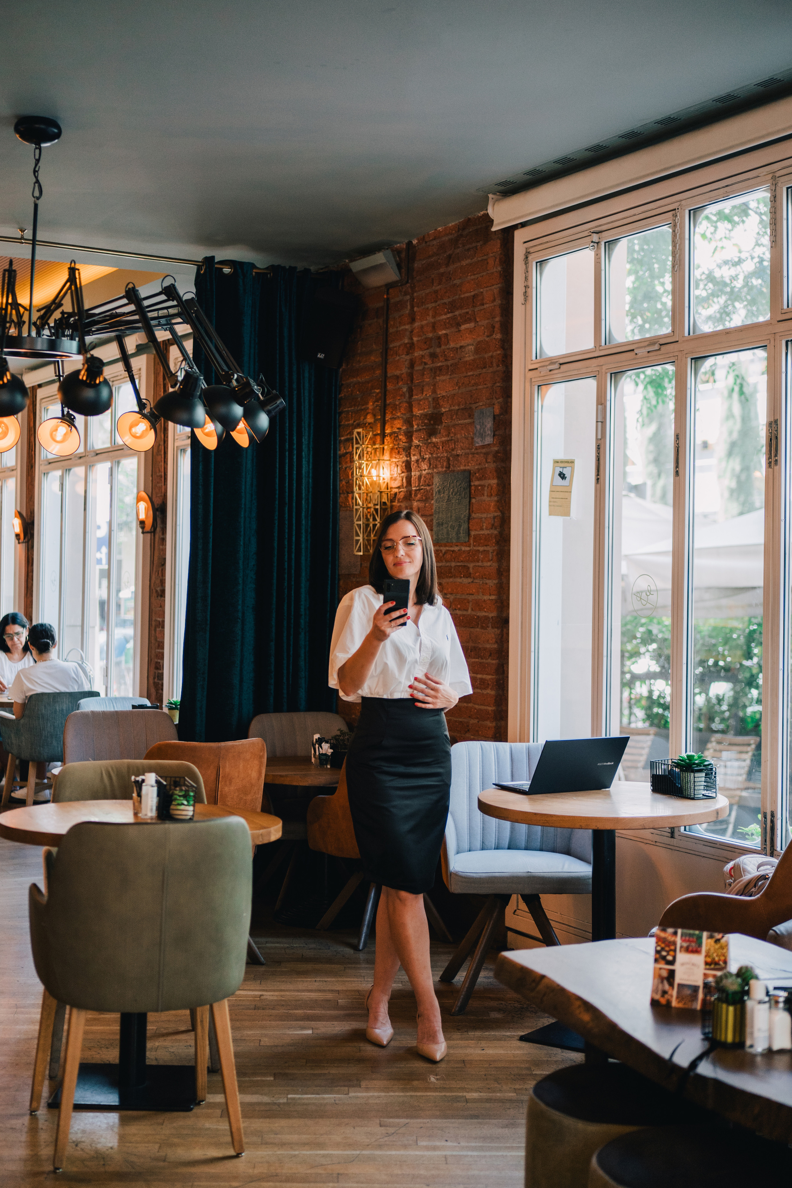 Brand photo for Permanent MakeUp Artist. Photographer Kristina Dorina