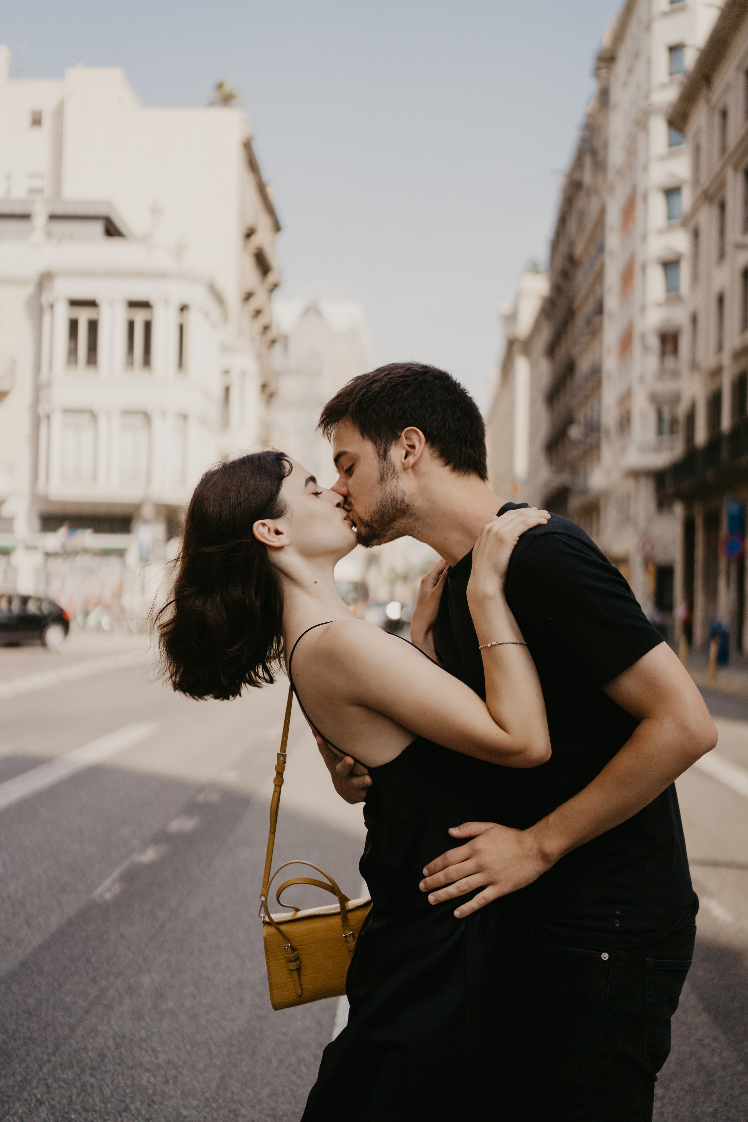 Lovestory in Barcelona. Photographer Kristina Dorina