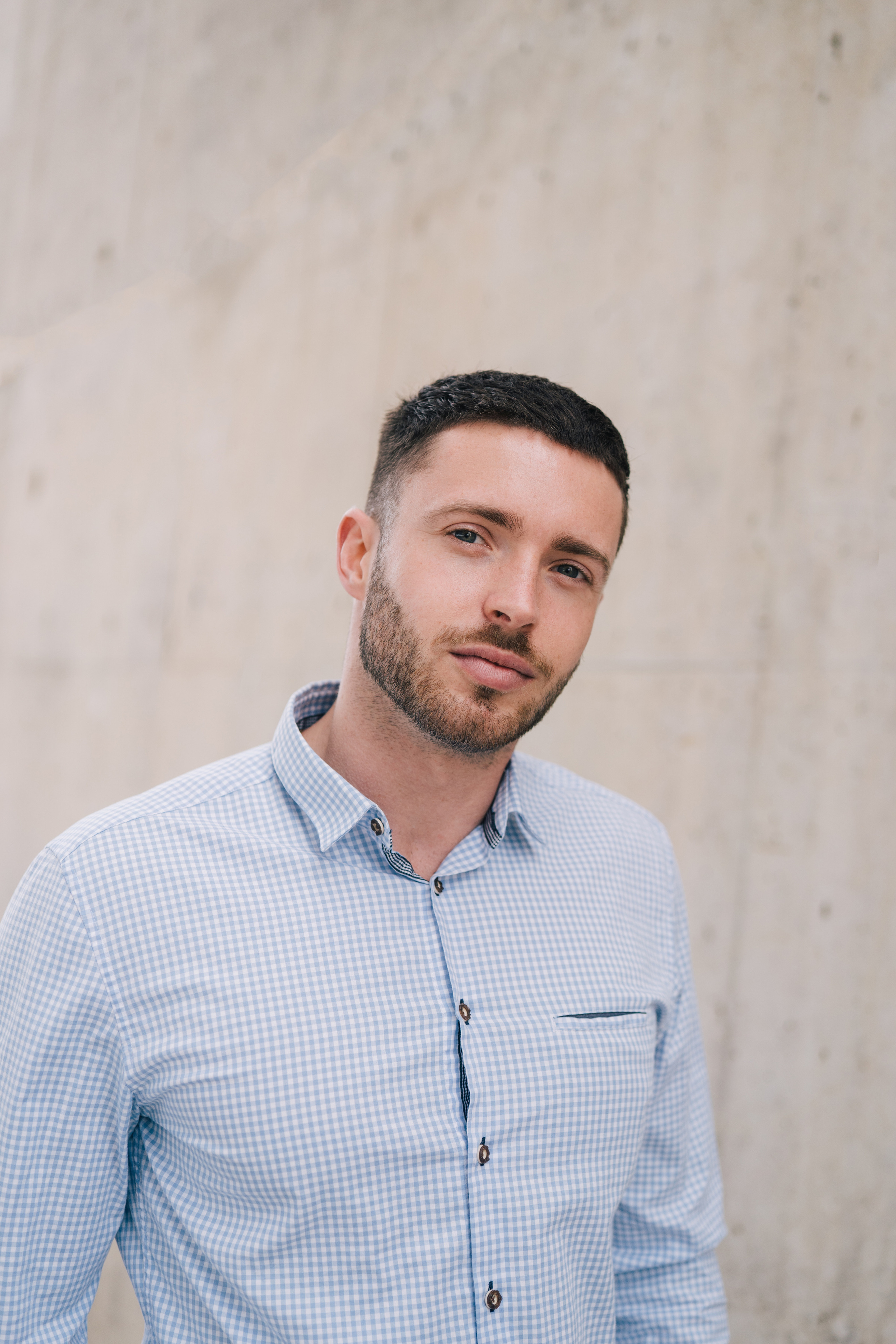 Max (profile portraits for social media). Photographer Kristina Dorina