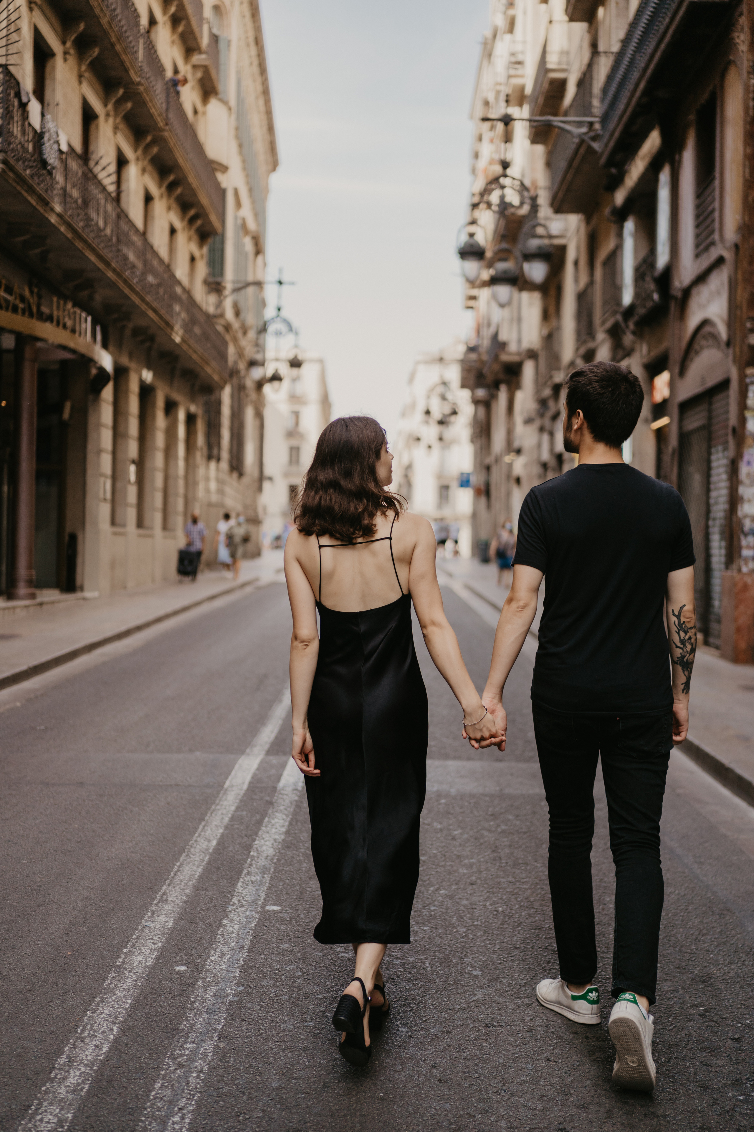 Lovestory in Barcelona. Photographer Kristina Dorina