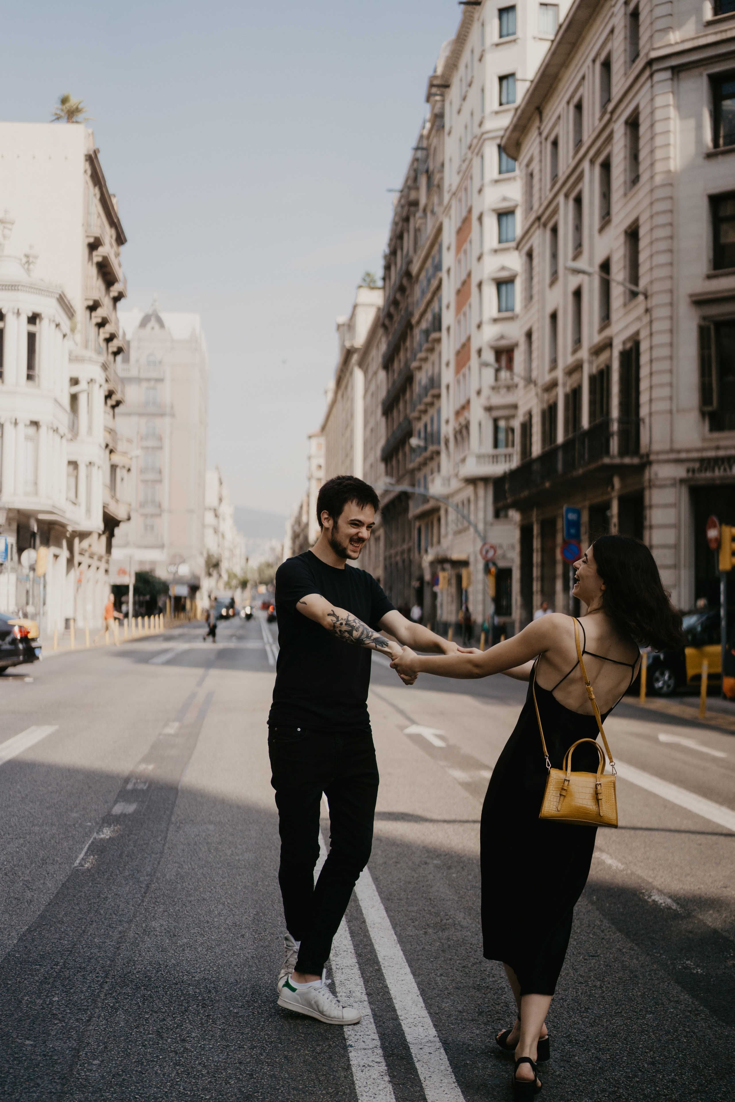 Lovestory in Barcelona. Photographer Kristina Dorina