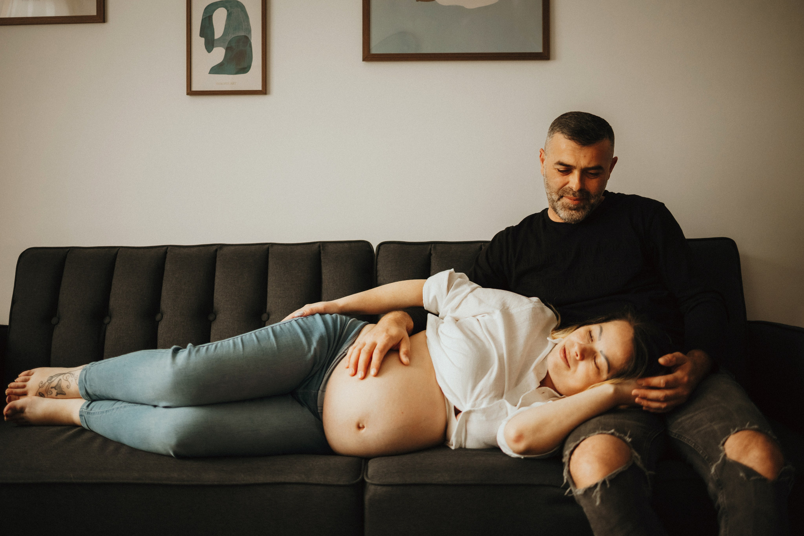 Ședințe foto pentru gravide. Fotograf de familie în Oradea Katsiaryna Ciortan