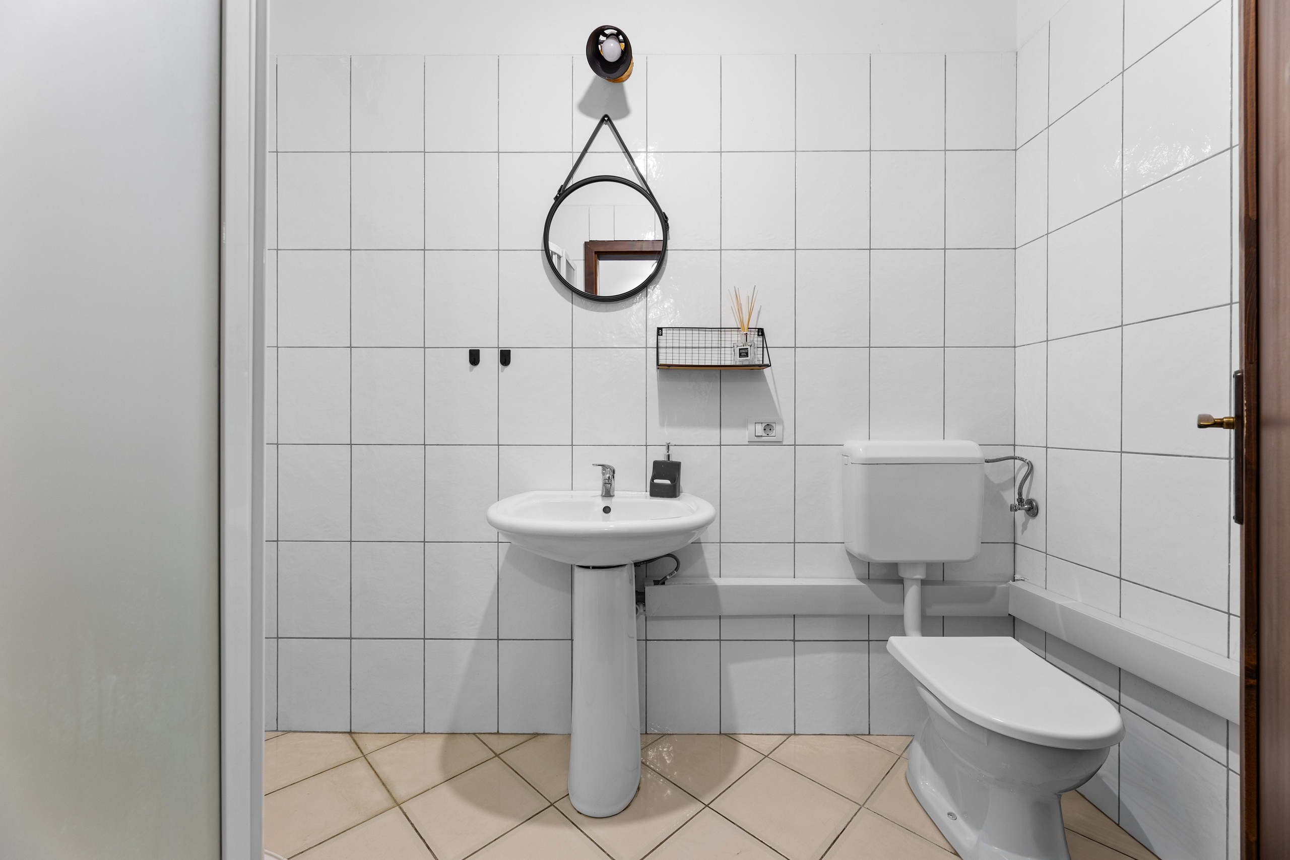 INTERIOR - REALESTATE. Samuel Ciobanu