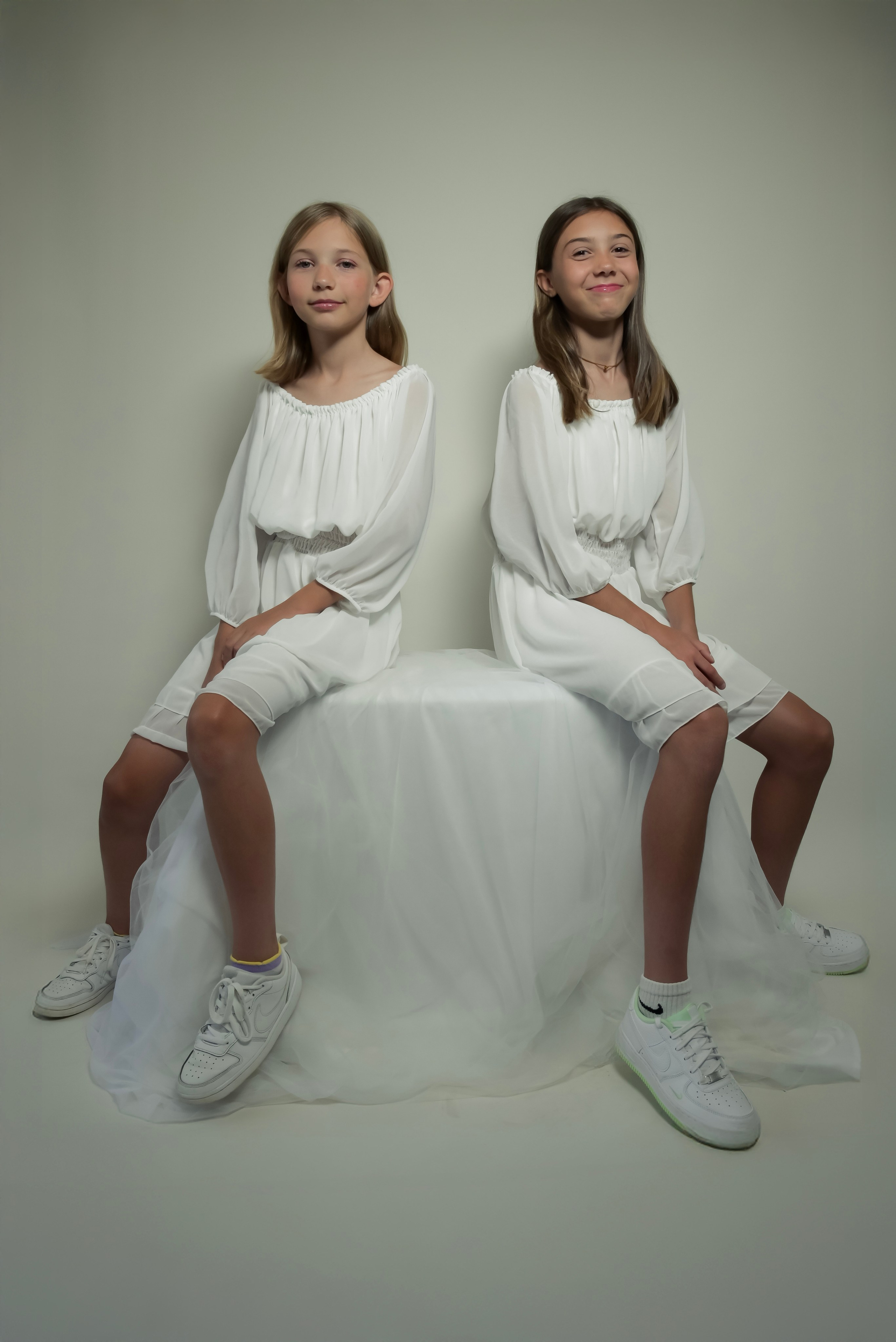 ELISA E SOFIA - SESSIONE FOTOGRAFICA ESTIVA LE SORELLE CON LA MAMMA