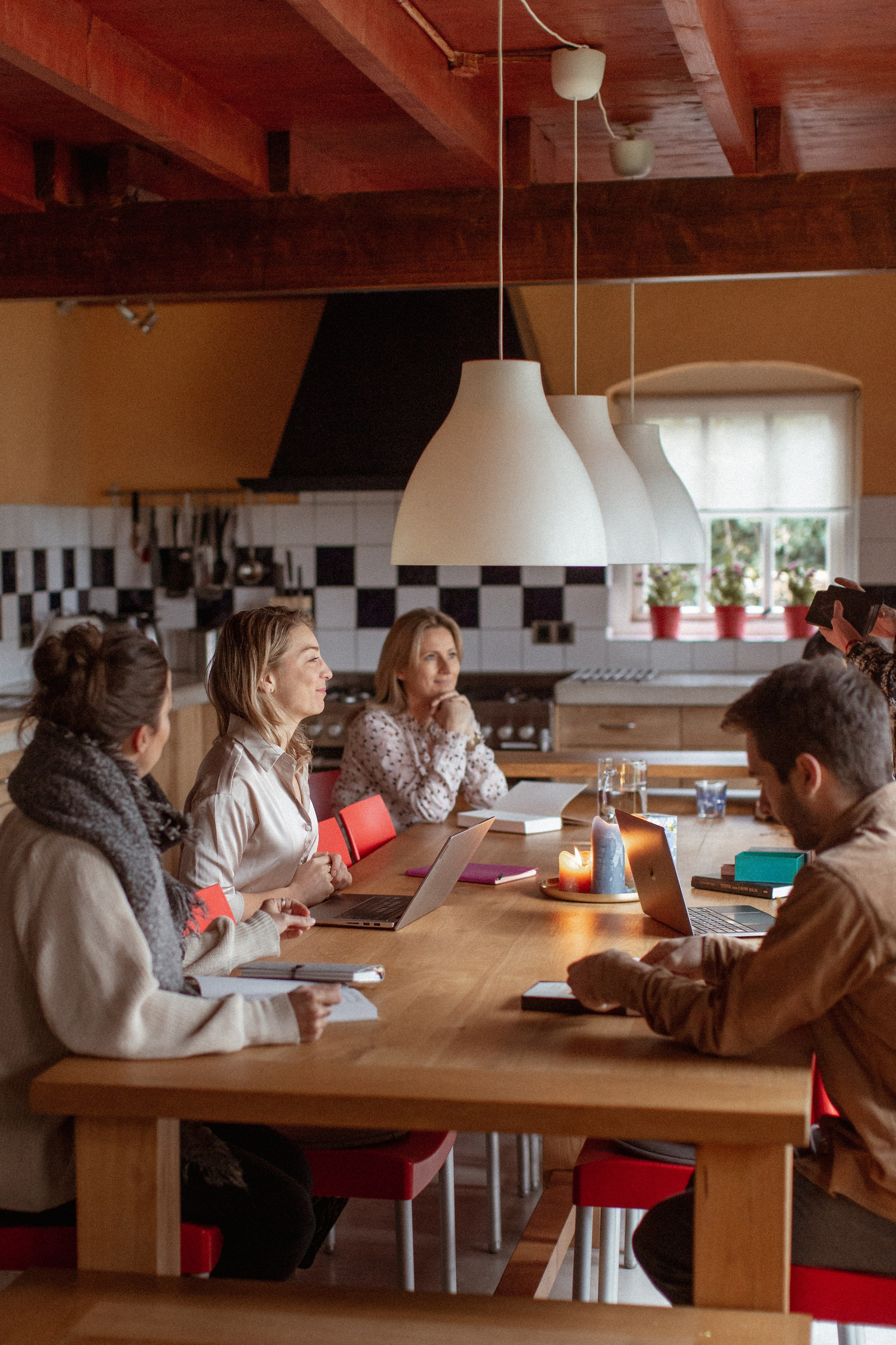 “Workweek” retreat reportage. True self