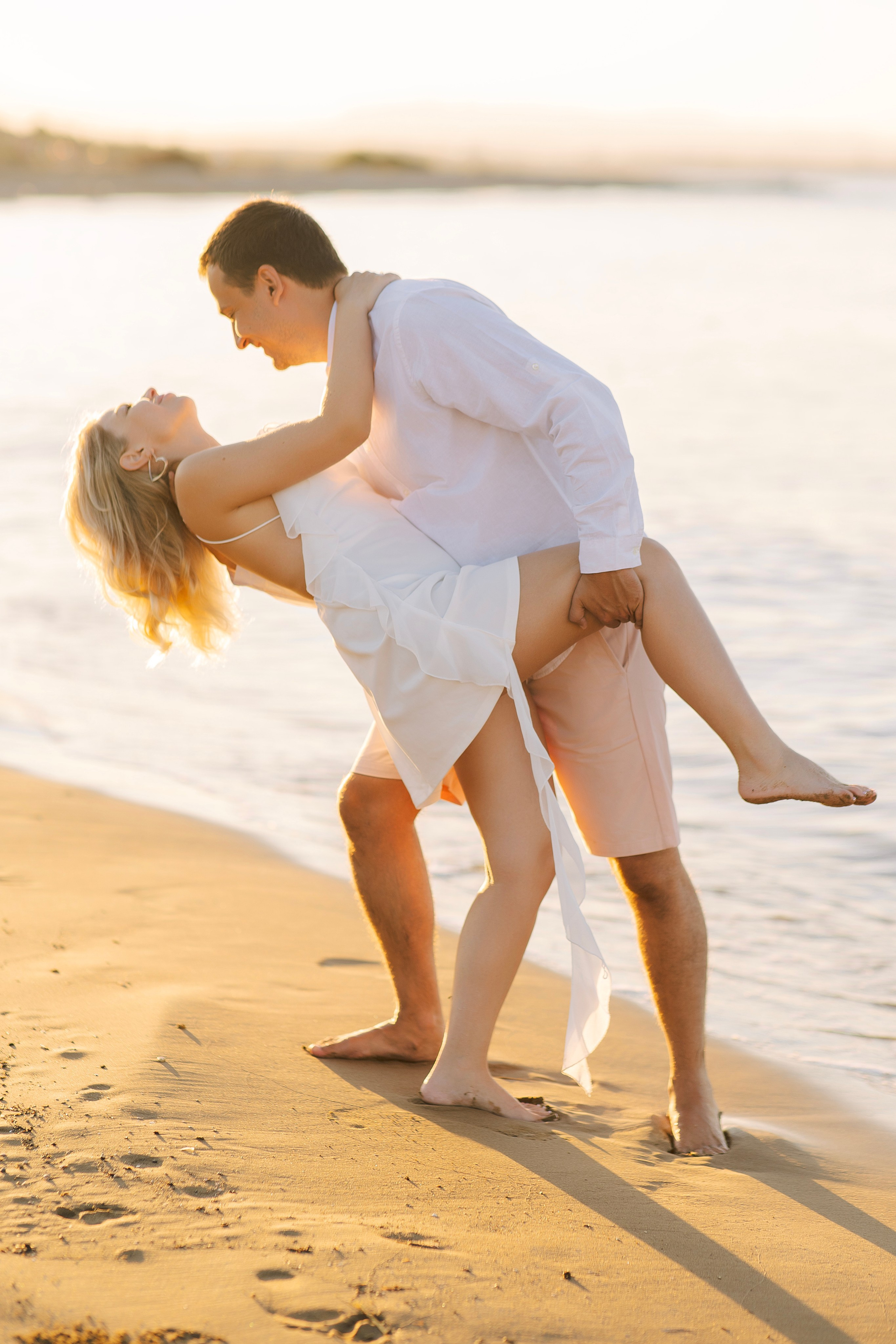 Sunset. Love Story on the beach in Side at sunrise. Professional Photographer in Alanya, Side, Belek, Antalya. Turkiye