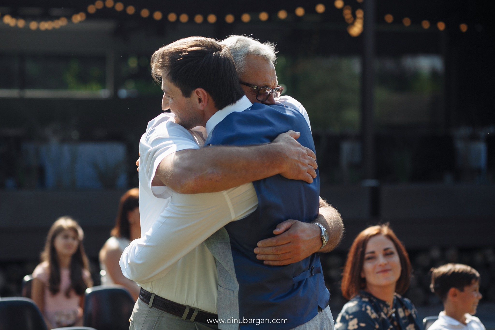 Dinu & Anastasia. Fotograf de nuntă și de familie — Dinu Bargan