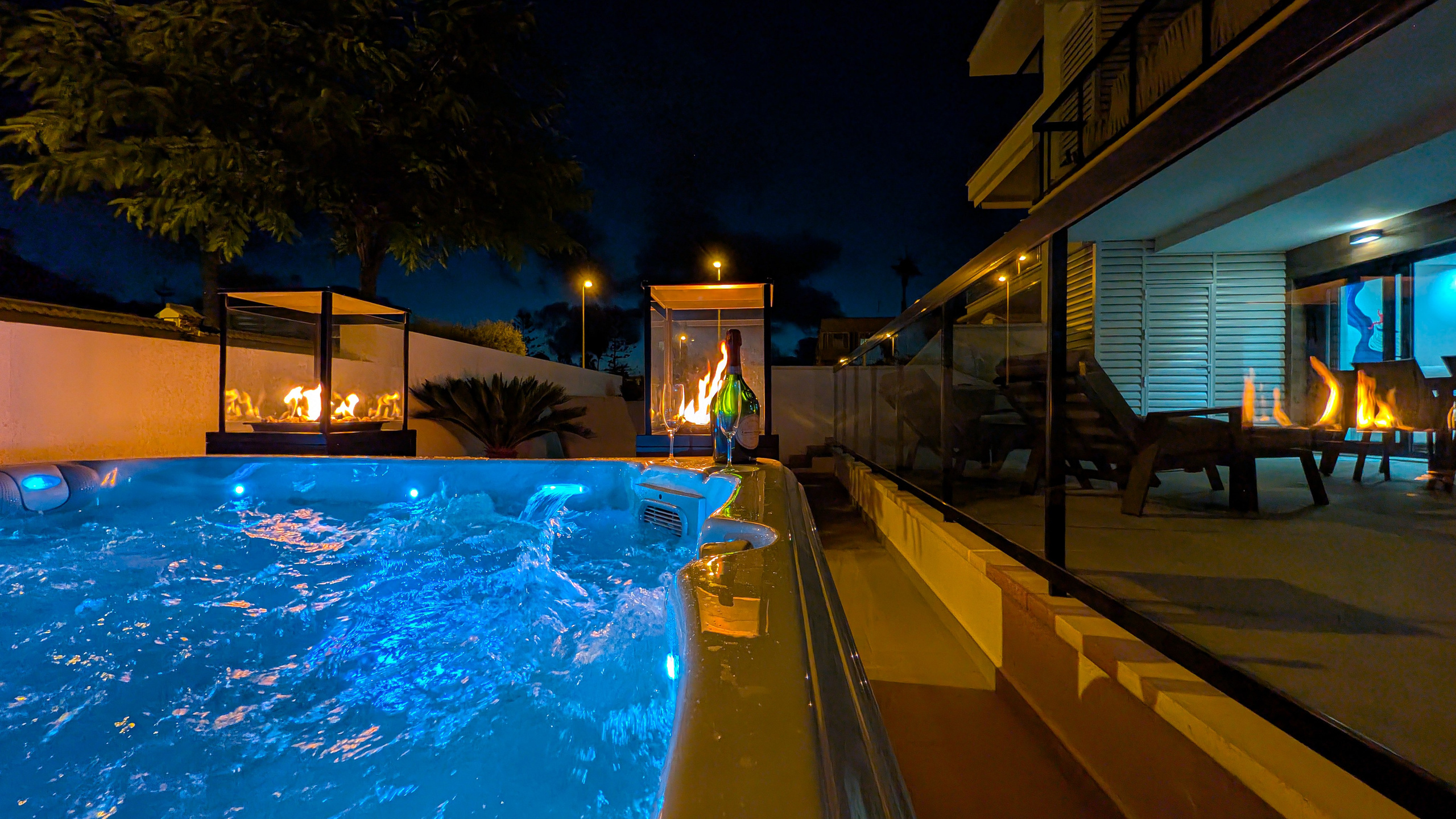 PLATINUM. Baby Beast