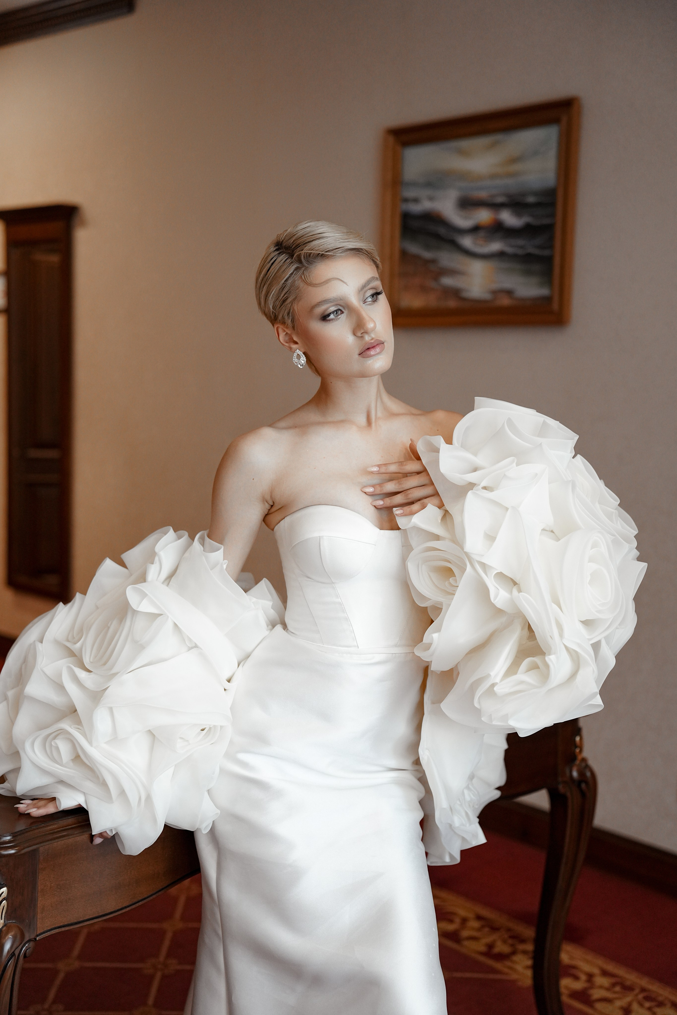 Николь Амир