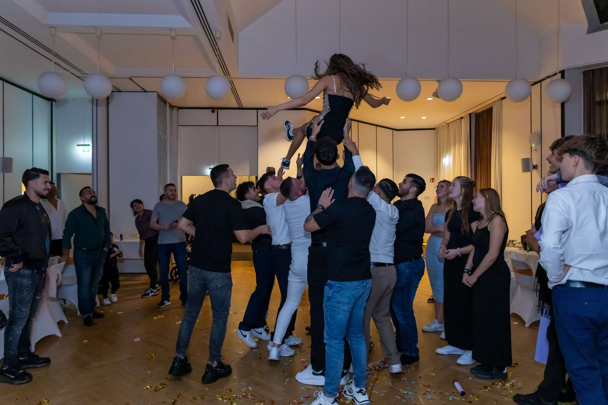 Denisa 18 Ani Majorat